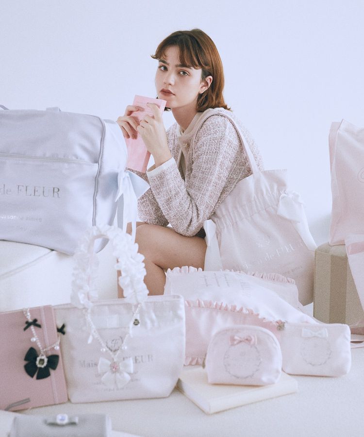Maison de FLEUR「サテンフリルスクエアトートバッグ」|トートバッグ|