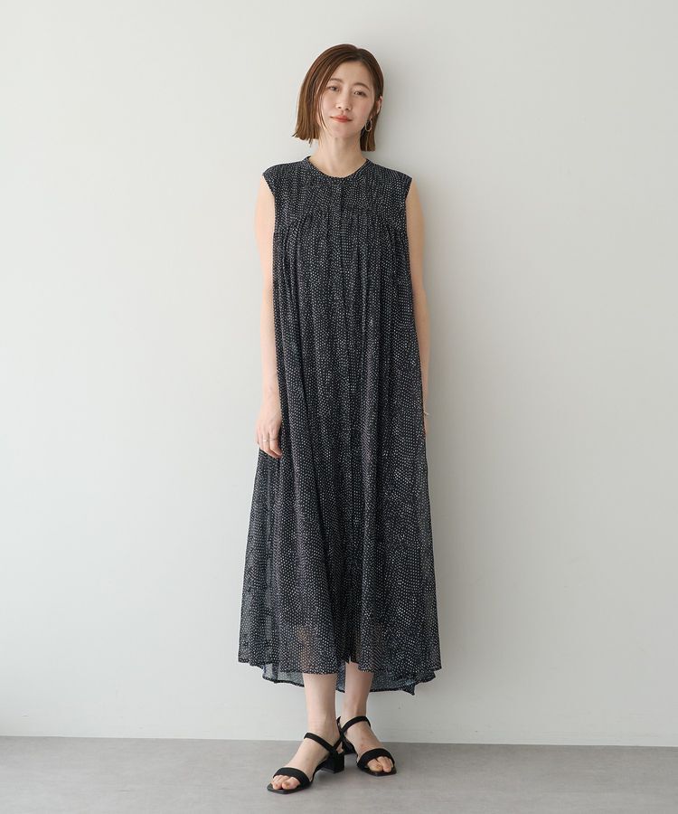 YECCA VECCA「シアードット柄ギャザーワンピース」|ワンピース|