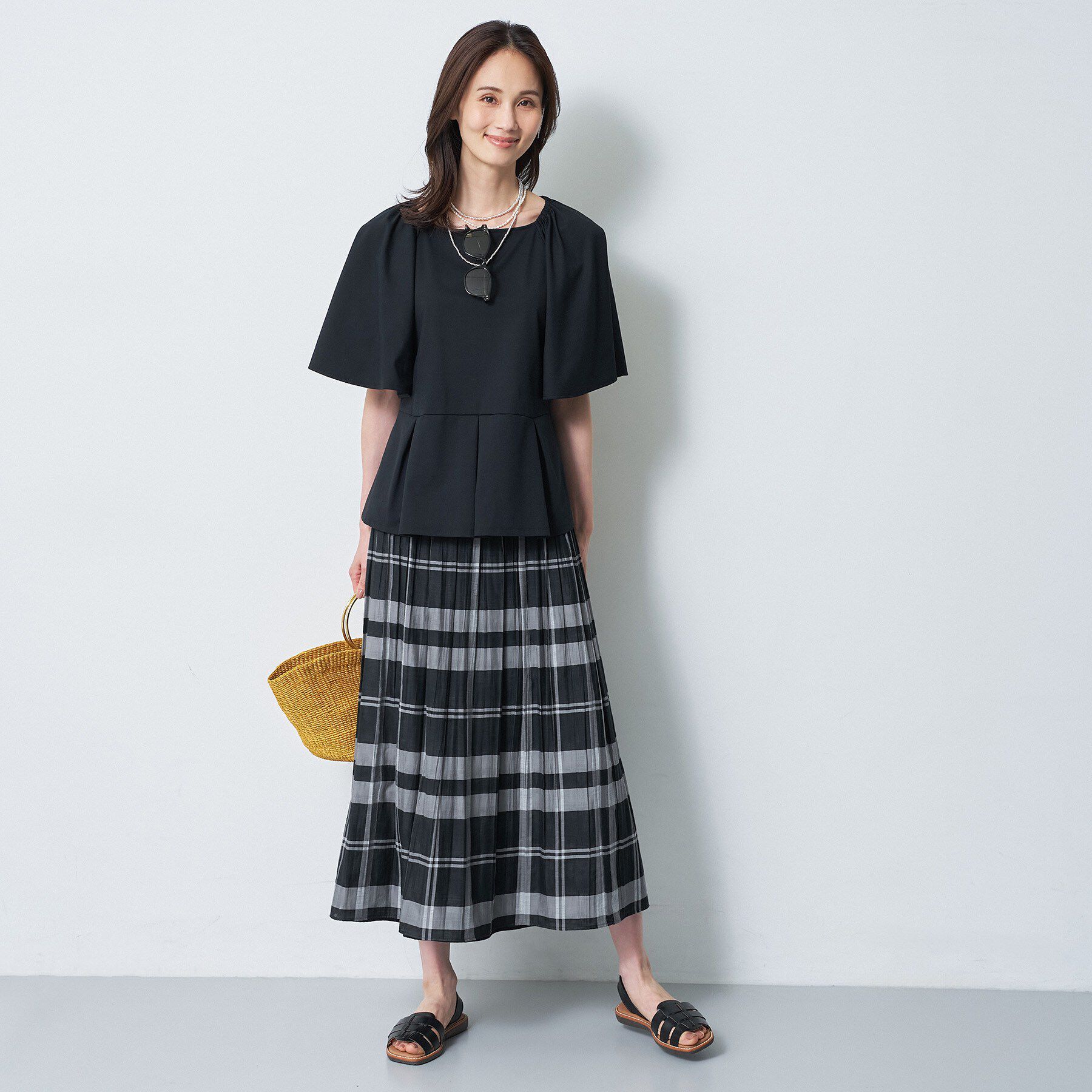 Reflect「【UVカット／接触冷感／吸水速乾】フレアスリーブペプラムカットソー」|Tシャツ・カットソー|