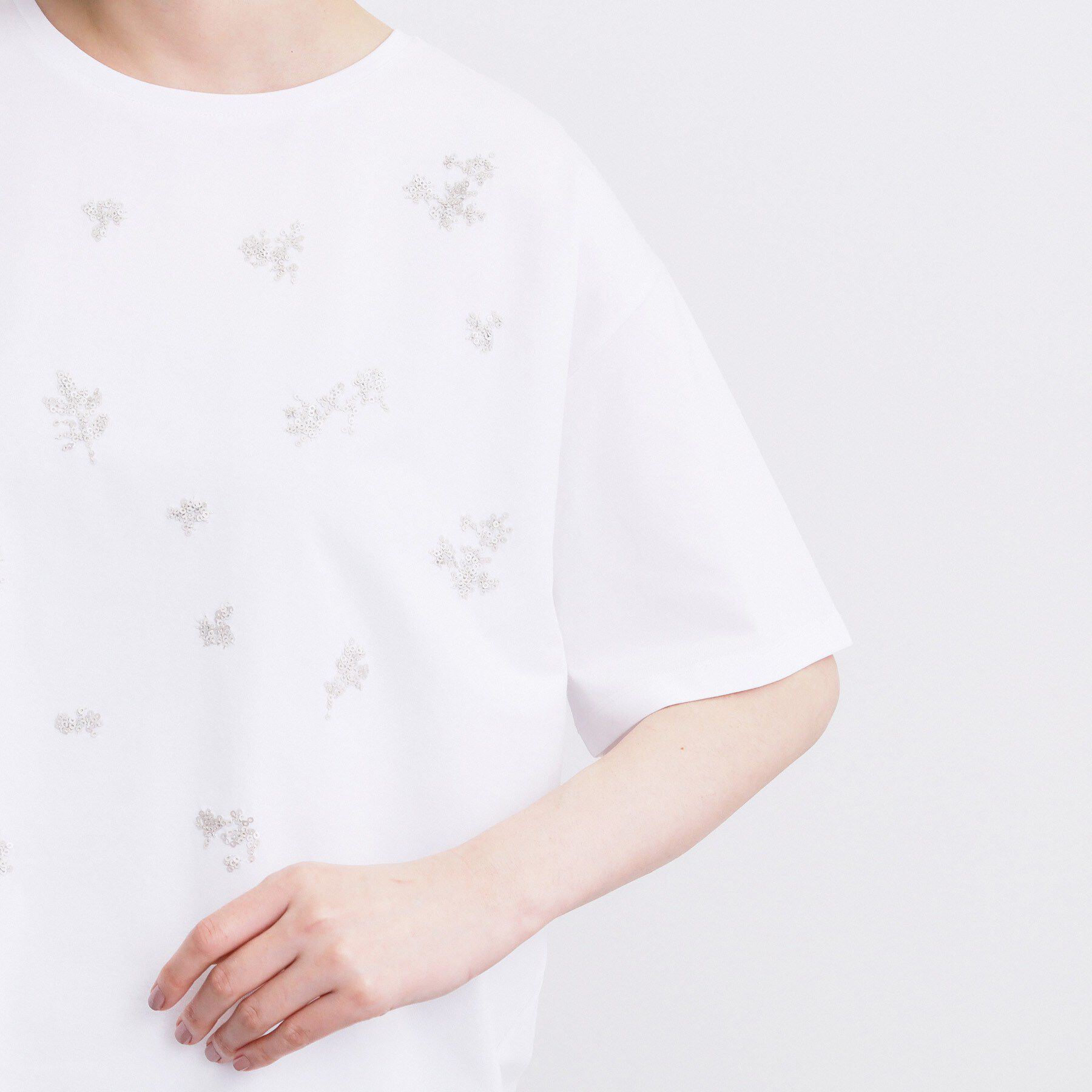 grove「フラワーモチーフスパンコールTシャツ」|Tシャツ・カットソー|