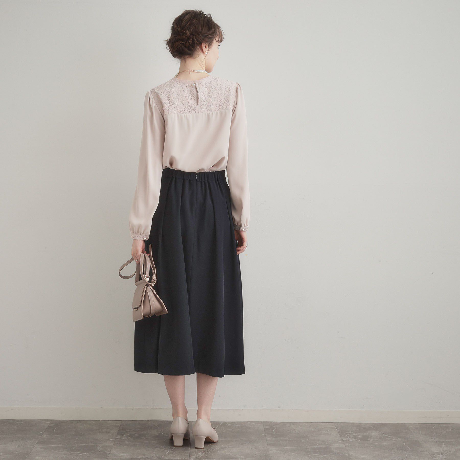Couture broach「【ハレの日・通勤】レースドッキング ブラウス」|シャツ・ブラウス|