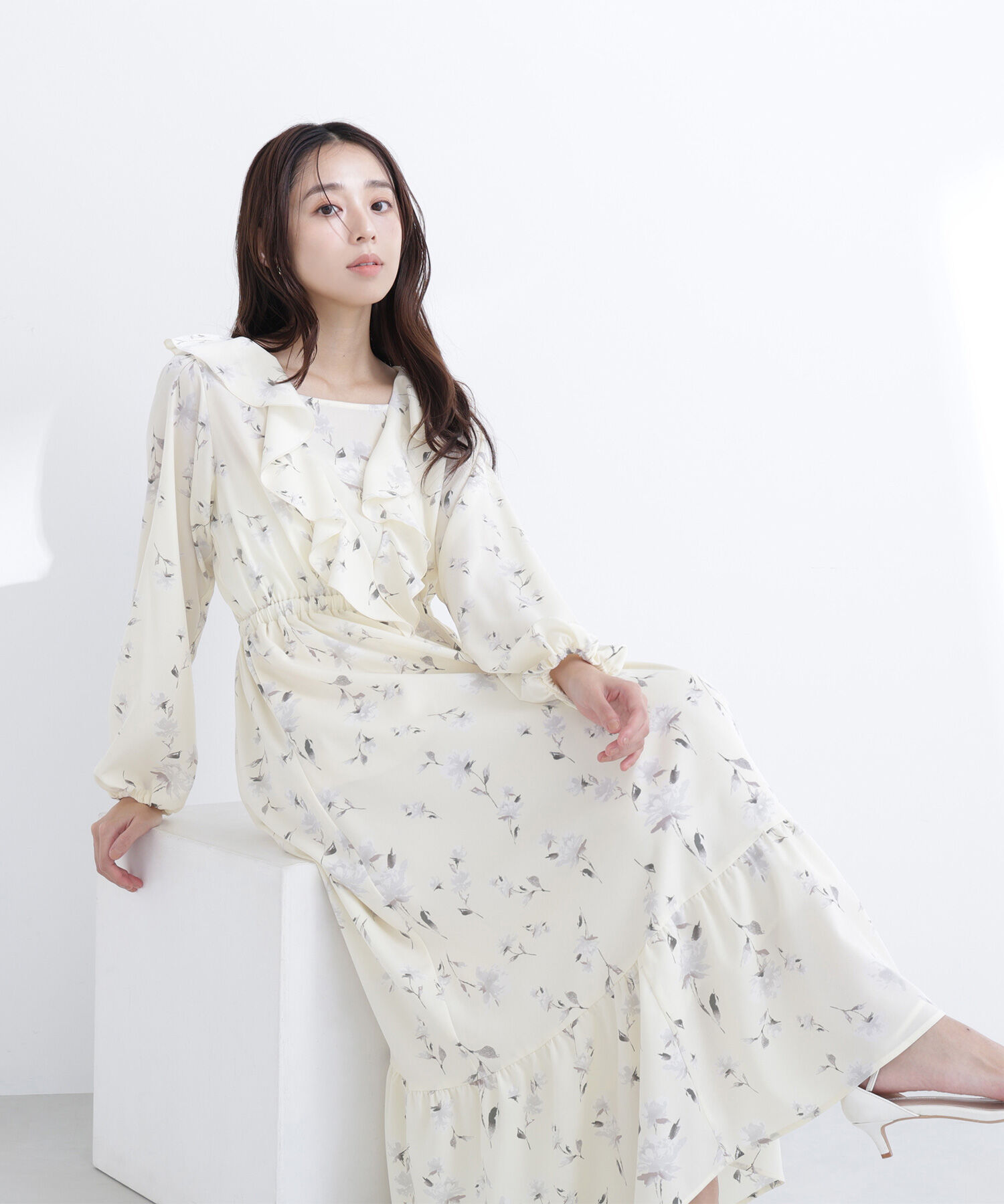  「ラッフルフラワープリントワンピース」|ワンピース|クリームイエ 2