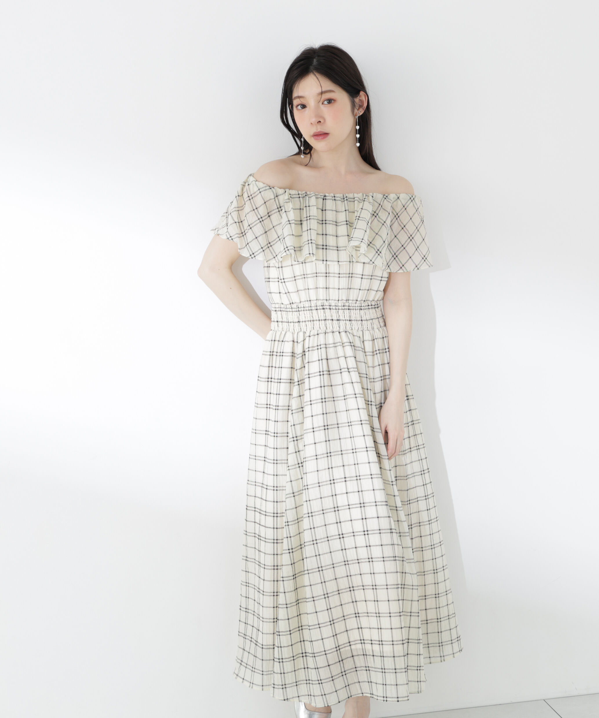 PROPORTION BODY DRESSING「シアーチェックオフショルワンピース26SS」|ワンピース|エクリュ1