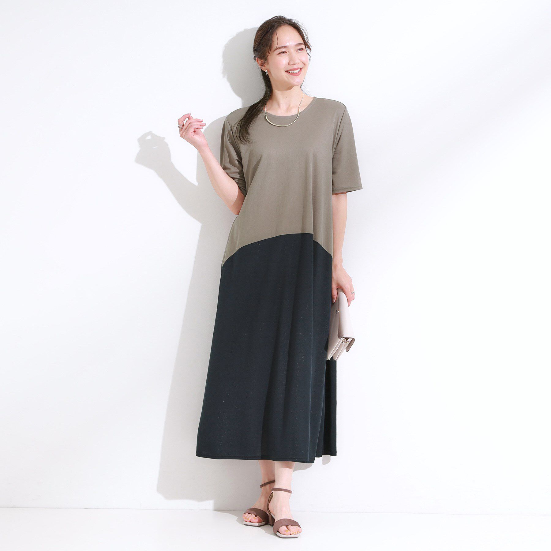SHOO･LA･RUE「【ひんやり/体型カバー】さらりと着られる バイカラーAラインワンピース」|ワンピース|