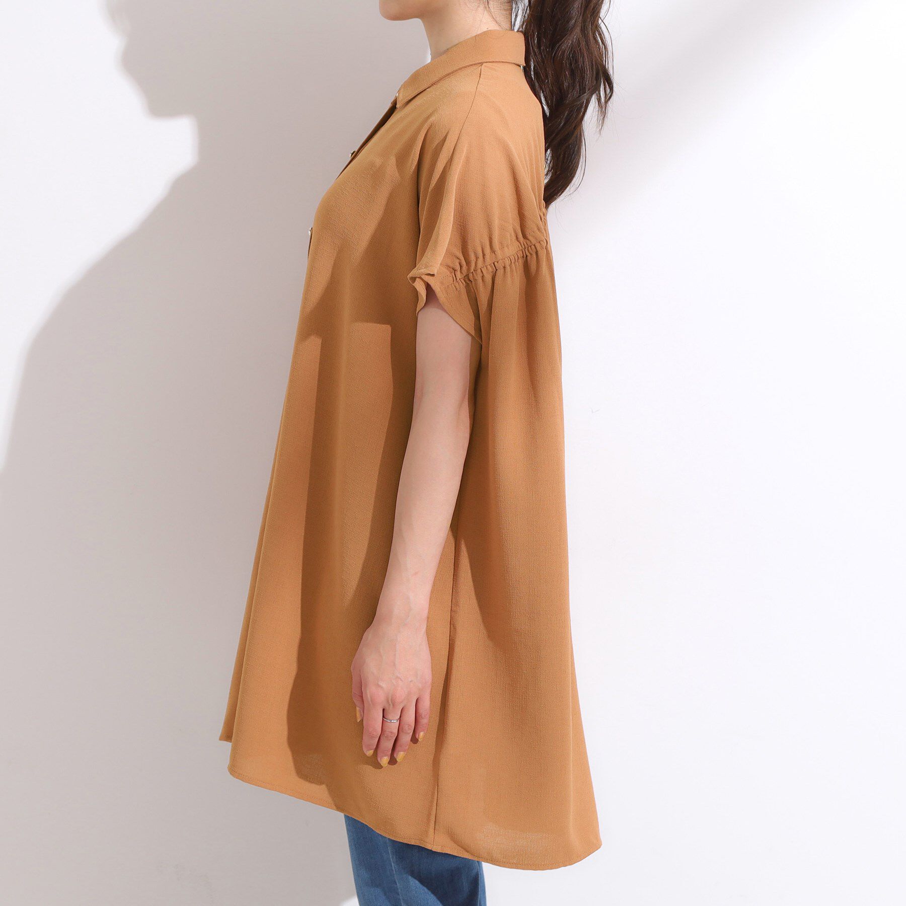 SHOO･LA･RUE「【S-LL/体型カバー】さらりとしたタッチが心地よい バックギャザーブラウス」|チュニック|