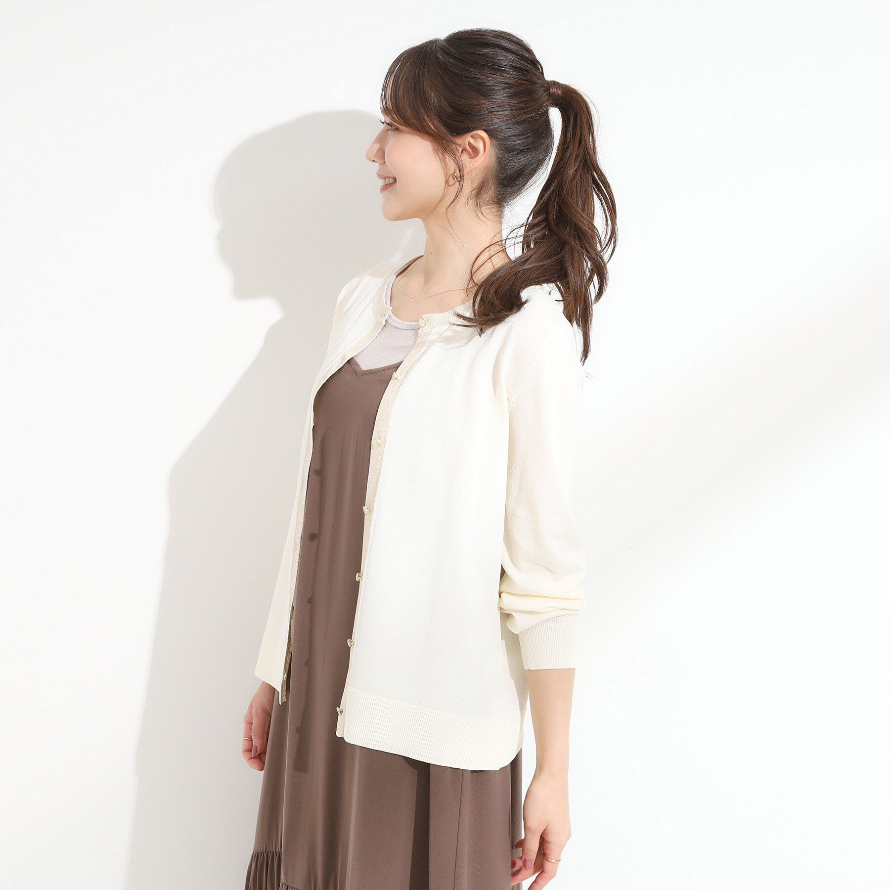 SHOO･LA･RUE「【洗える/S-LL】上品なラメ使い クルーネック ニットカーディガン」|カーディガン|