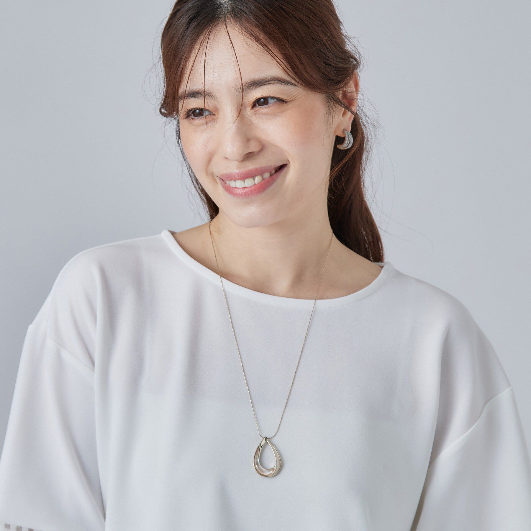 SHOO･LA･RUE「シェルエポオープンドロップネックレス」|ネックレス|