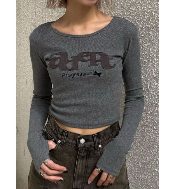 EMODA「ロゴパッチクロップロングスリーブTシャツ」|Tシャツ・カットソー|