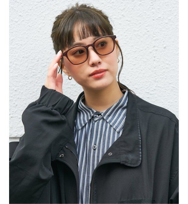  「【WEB限定】ウェリントン型 調光サングラス | カラーレンズ 軽量 紫外線対策 UVカット レンズの色が変わる」|サングラス|