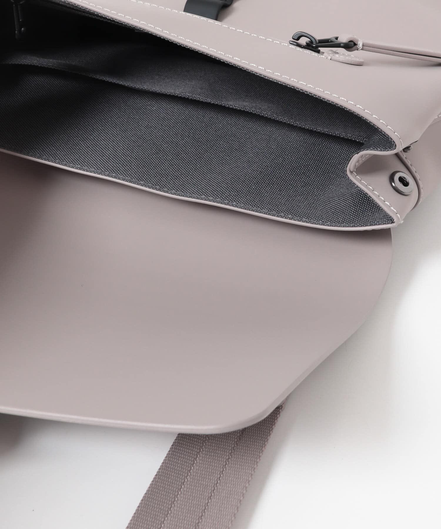 SENSE OF PLACE by URBAN RESEARCH「GASTON LUGA　Splash Crossbody Medium」|ショルダー・メッセンジャー|