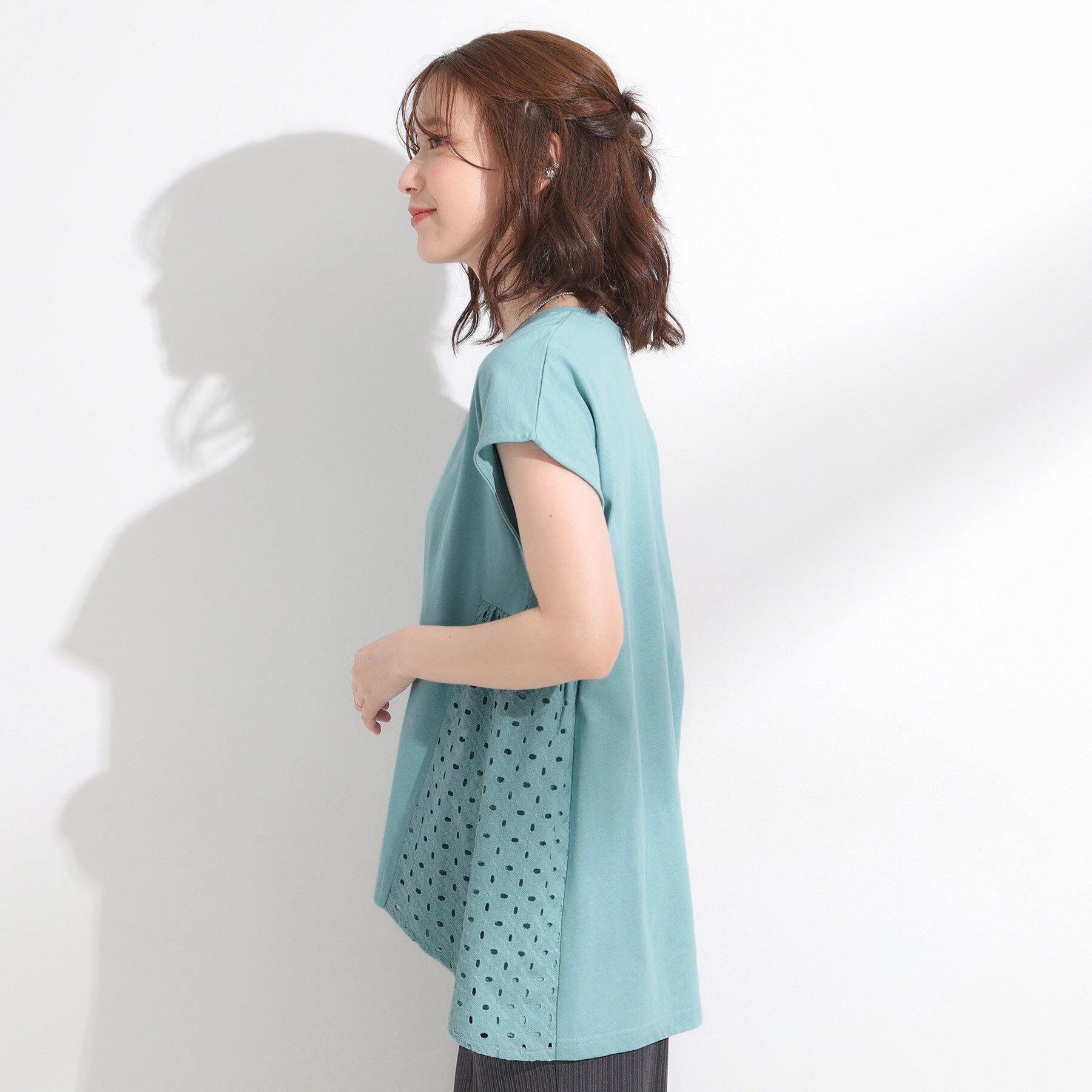 SHOO･LA･RUE「【S-LL/体型カバー】インせずサマ見え レースドッキングトップス」|Tシャツ・カットソー|