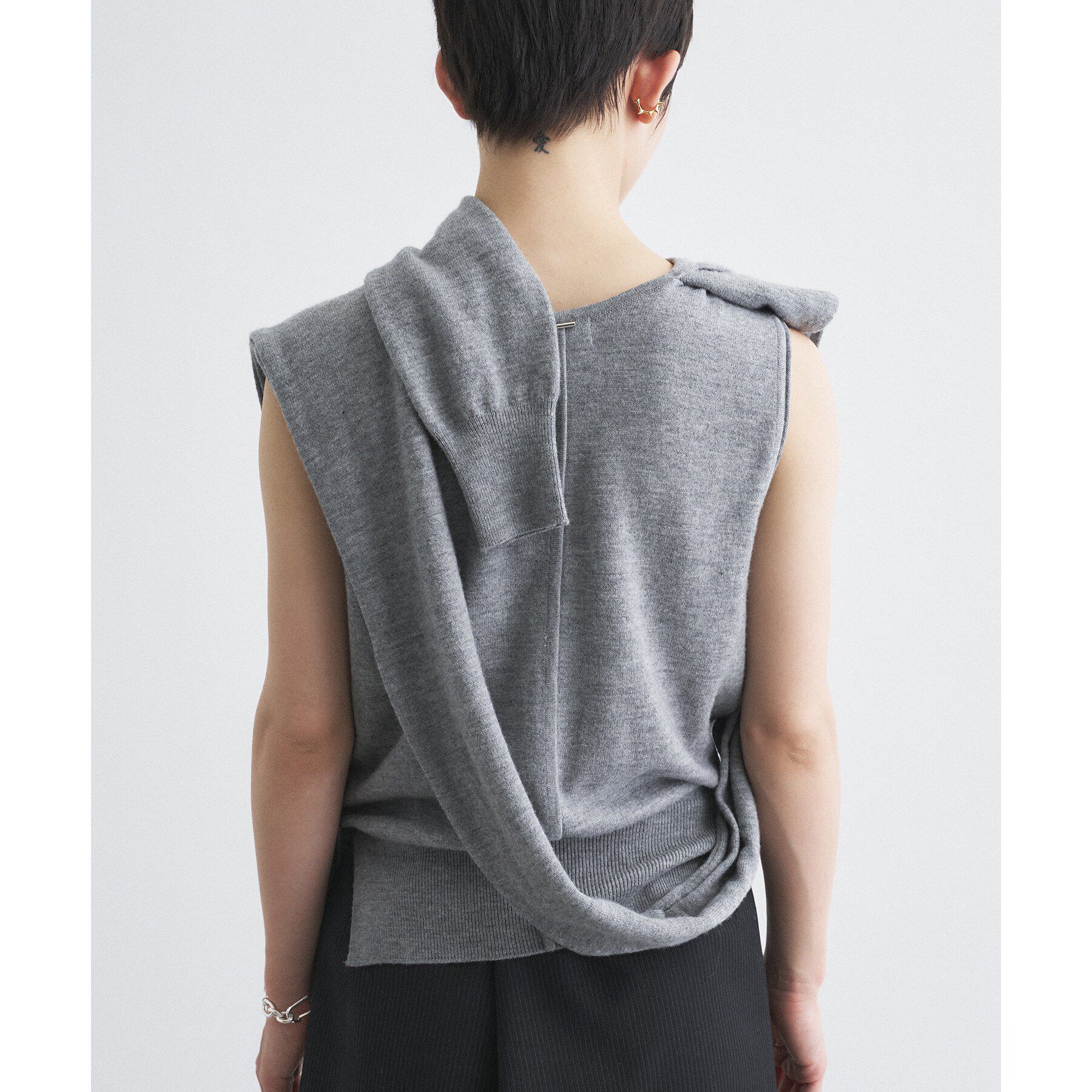 CODE A「SYSTEM｜CONVERTIBLE－SLEEVE WOOL KNIT TOP」|ニット・セーター|