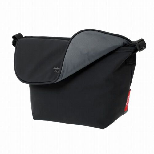 Manhattan Portage「NYLON MESSENGER BAG (XS) BP W/DIV MGNT TUSSAH PVC NEUES」|ショルダー・メッセンジャー|