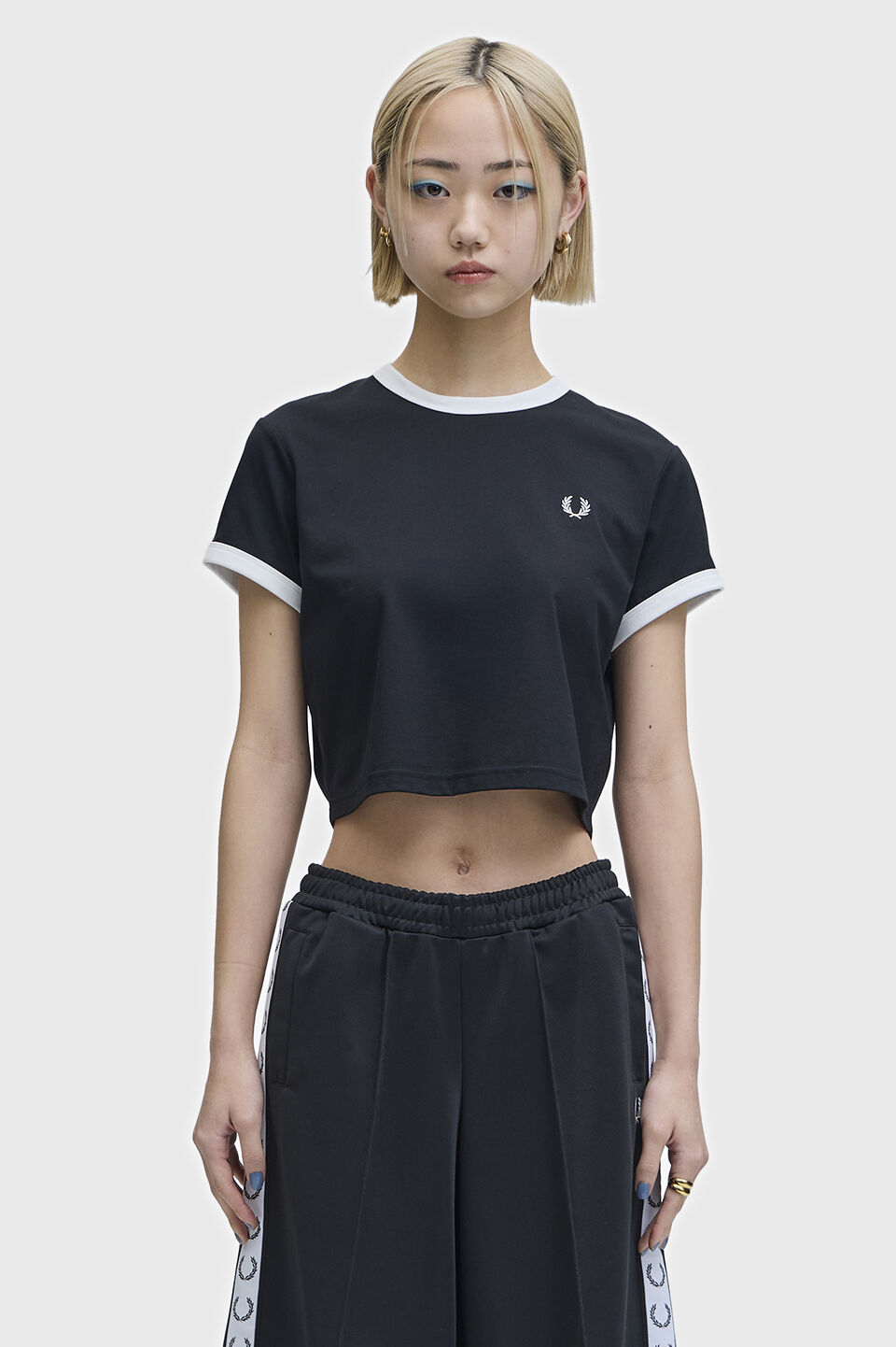 FRED PERRY 「Cropped Ringer T-Shirt／クロップドＴシャツ」|Tシャツ・カットソー|