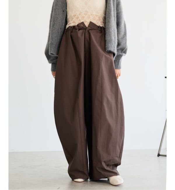 IENA LA BOUCLE「《接触冷感/撥水》IENA LA BOUCLE タッサーパラシュートバルーンスラックス」|スラックス|ブラウン