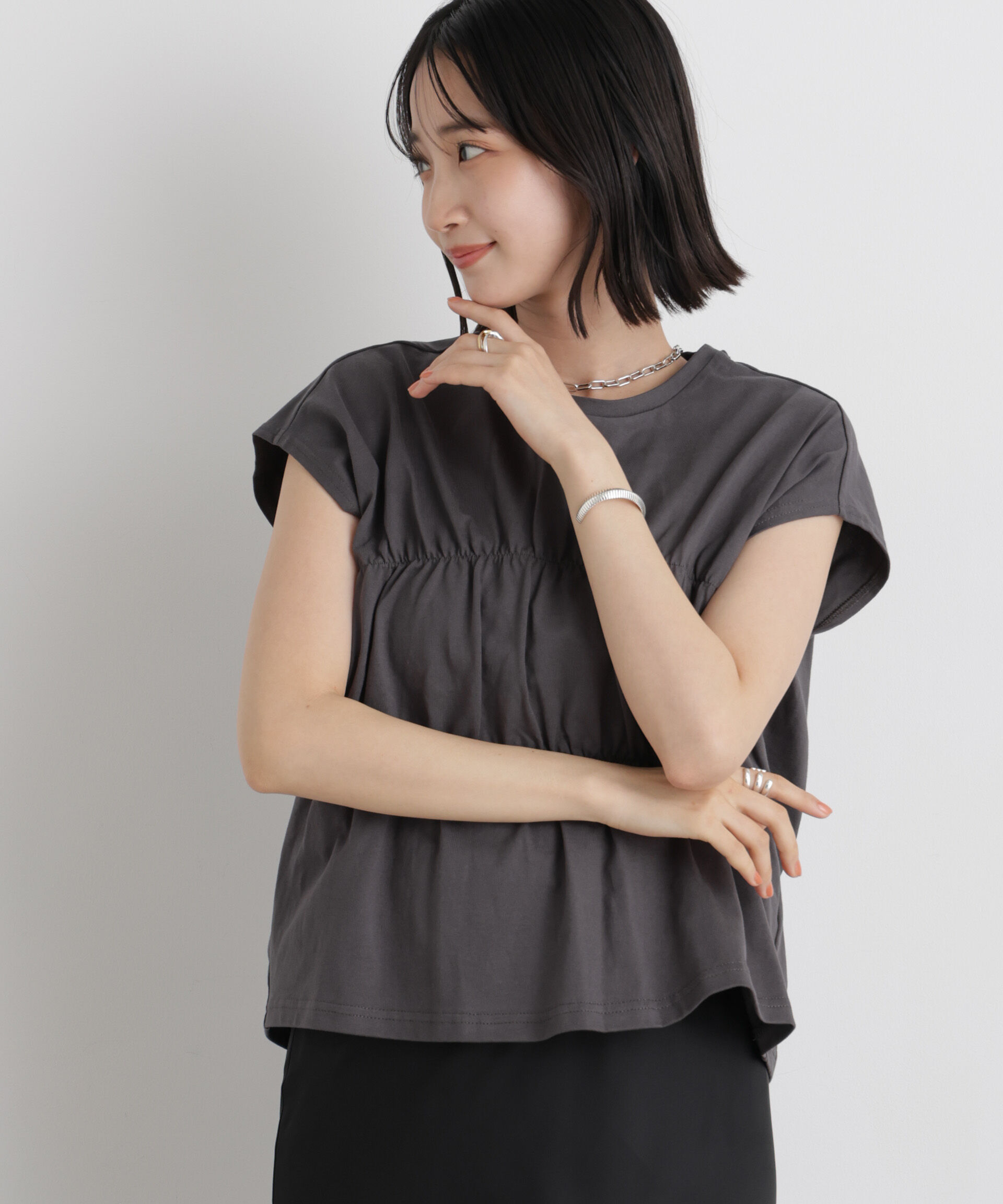 NANO universe「フロントシャーリングデザインカットトップス」|Tシャツ・カットソー|