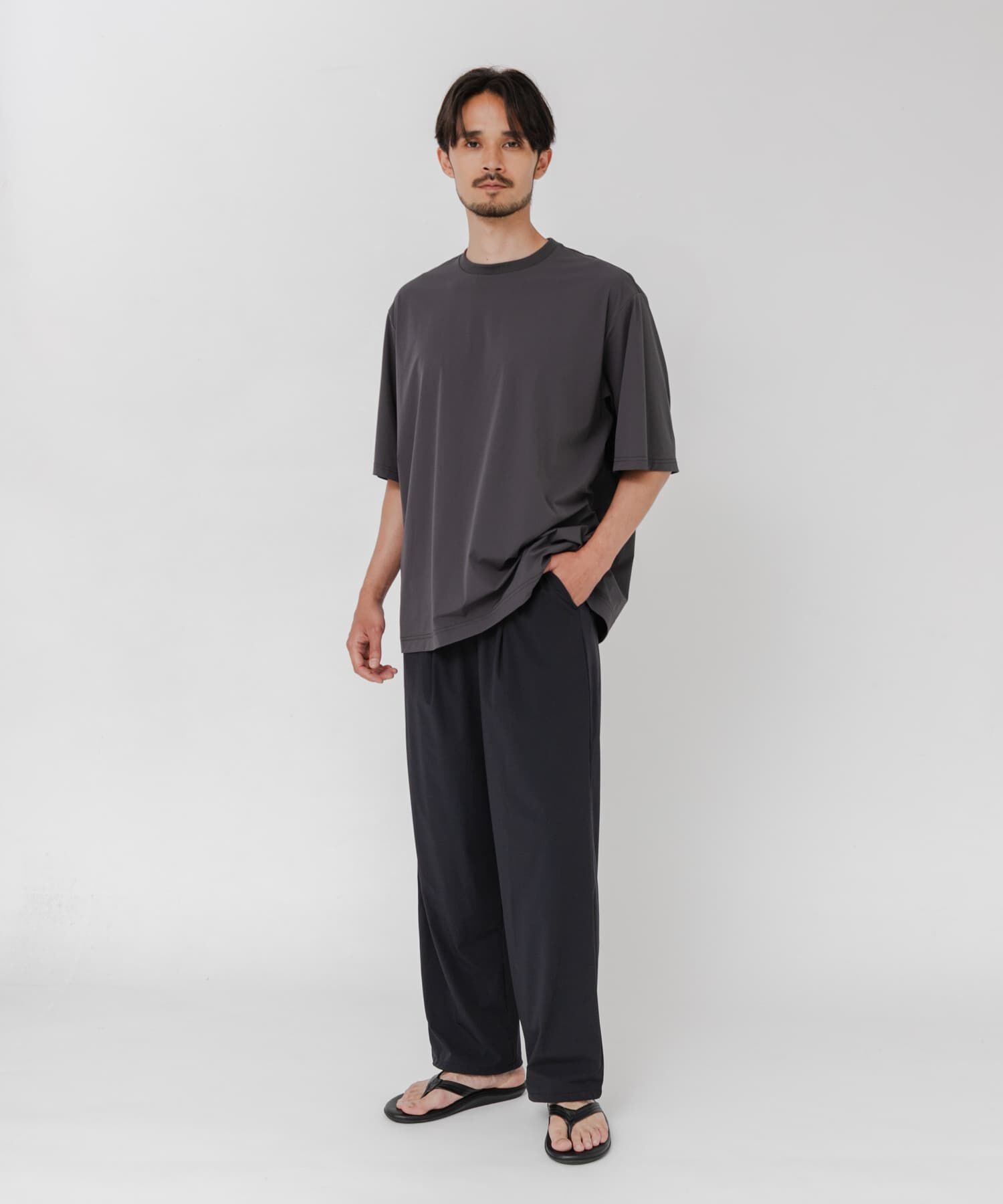 URBAN RESEARCH「『撥水/接触冷感』『UR TECH MoLight』PACKABLE T-SHIRTS」|Tシャツ・カットソー|