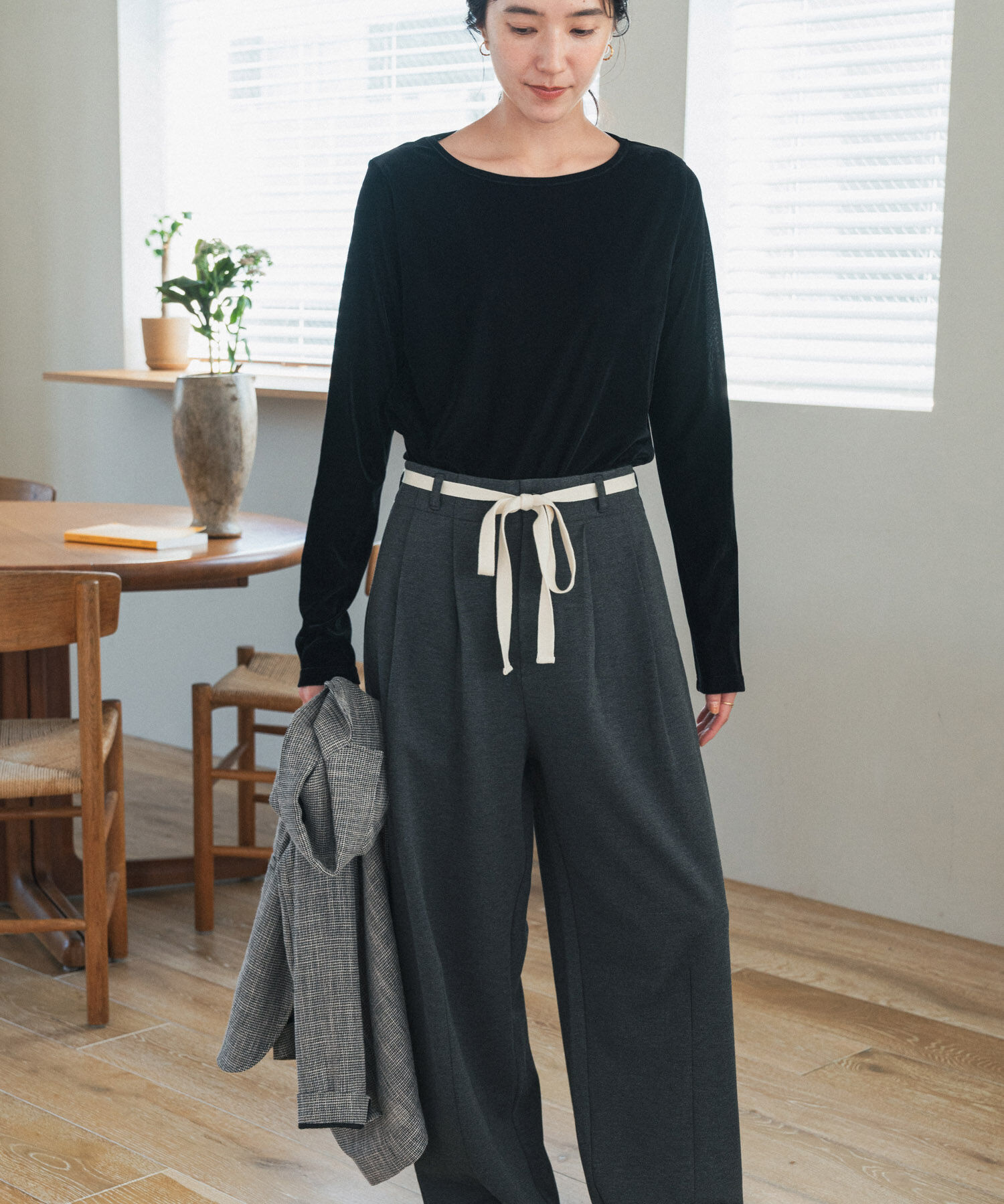 URBAN RESEARCH DOORS「ウエストリボンカットカーブパンツ」|その他|