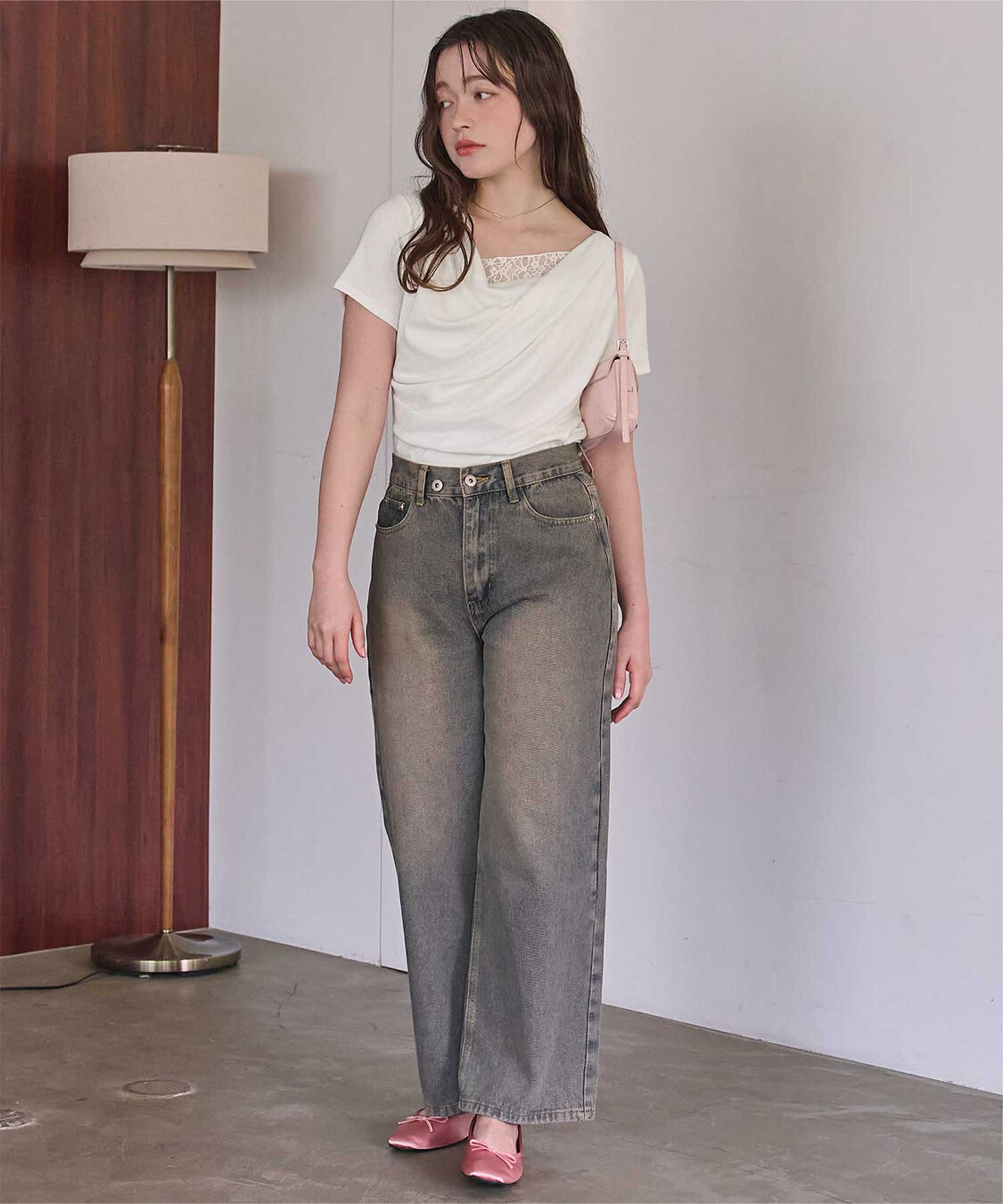 titivate「オフショルダーハーフスリーブレースドッキングTシャツ」|Tシャツ・カットソー|