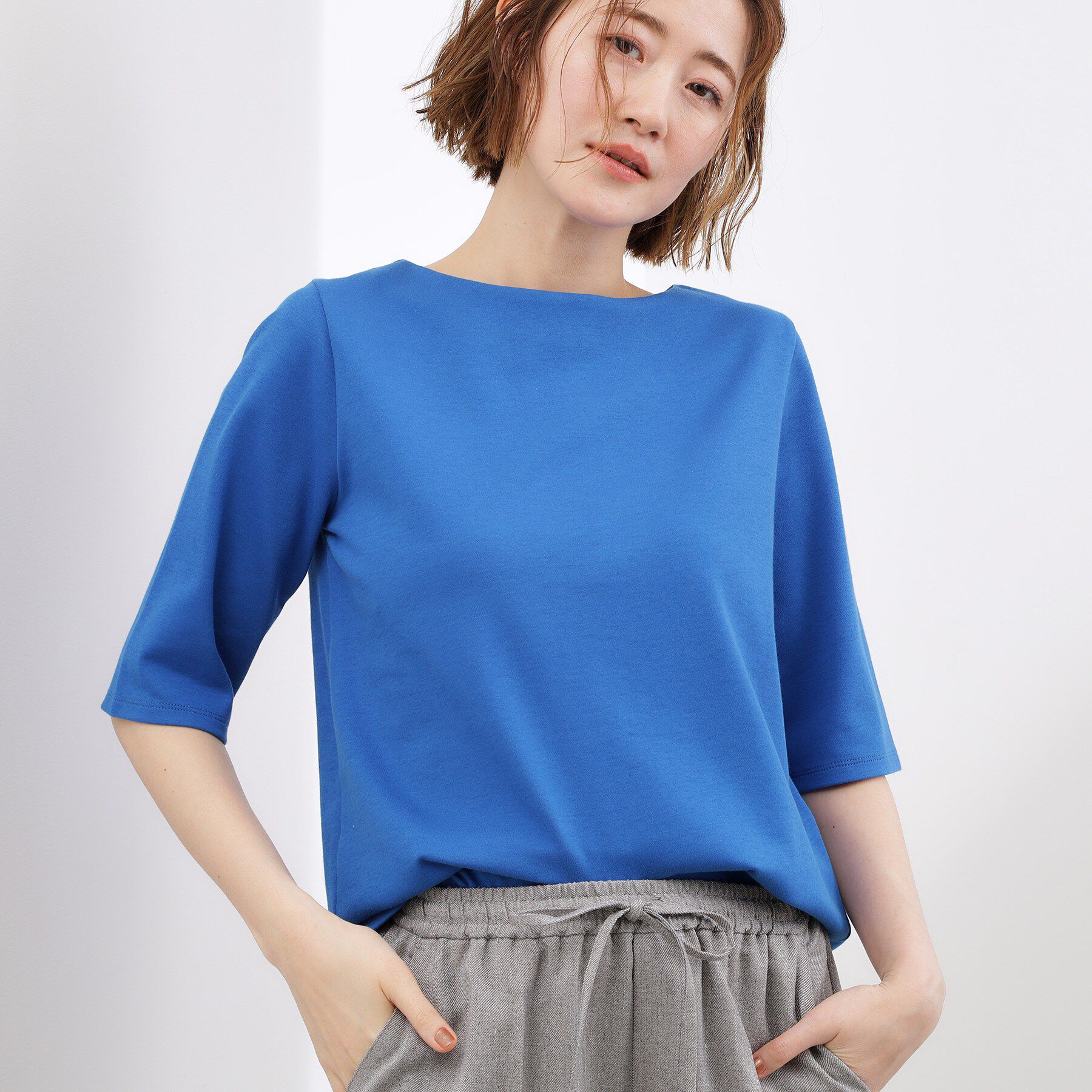 grove「【二の腕カバー/すっきり見え・抗菌防臭/UVカット】きちんと素材のボートネックTシャツ」|Tシャツ・カットソー|