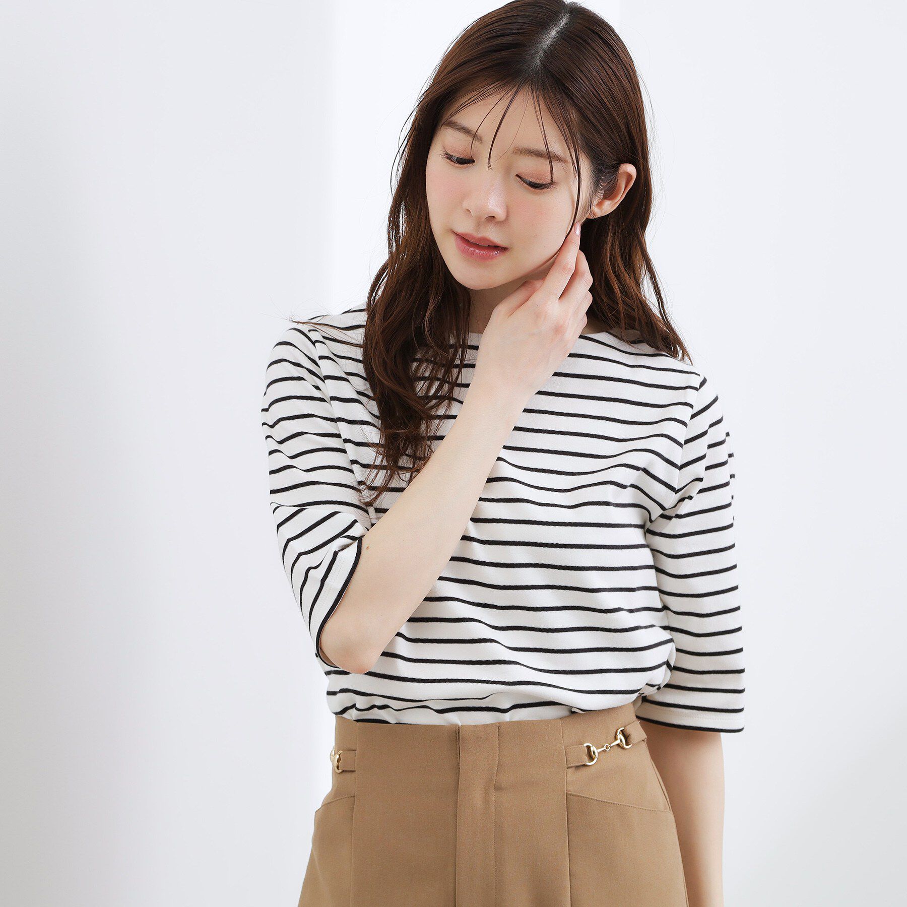 grove「【二の腕カバー/すっきり見え・抗菌防臭/UVカット】きちんと素材のボートネックTシャツ」|Tシャツ・カットソー|