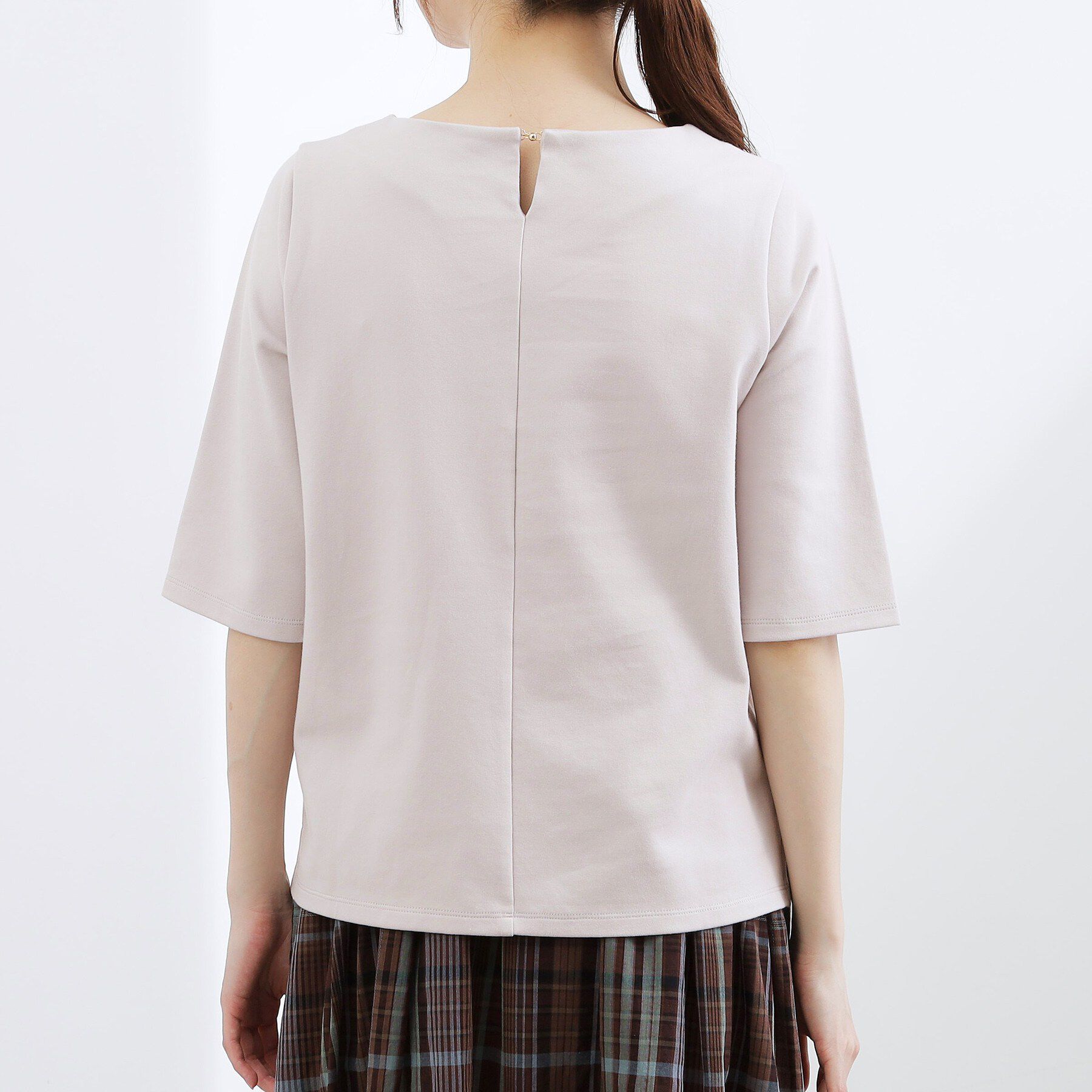 grove「【二の腕カバー/すっきり見え・抗菌防臭/UVカット】きちんと素材のボートネックTシャツ」|Tシャツ・カットソー|