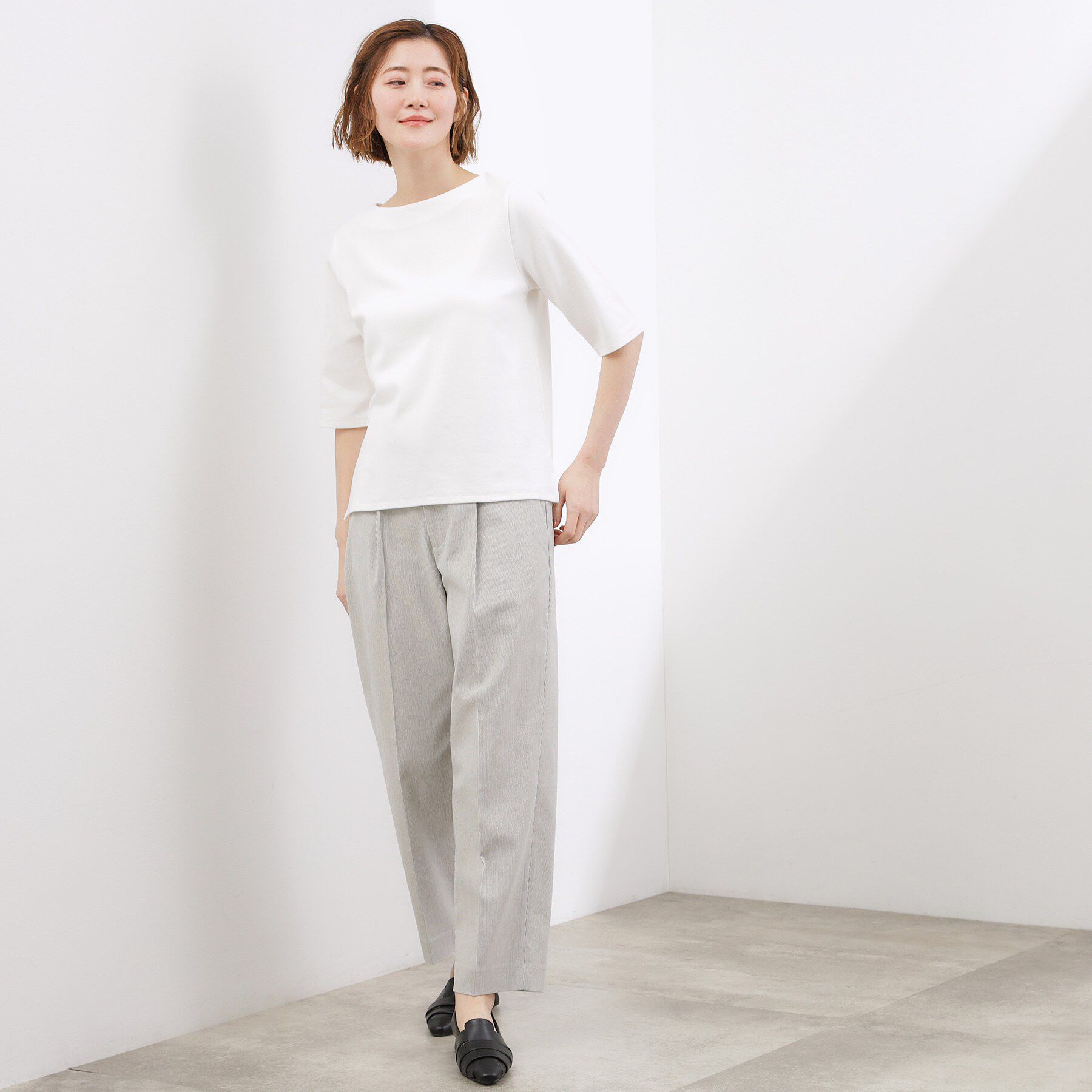 grove「【二の腕カバー/すっきり見え・抗菌防臭/UVカット】きちんと素材のボートネックTシャツ」|Tシャツ・カットソー|