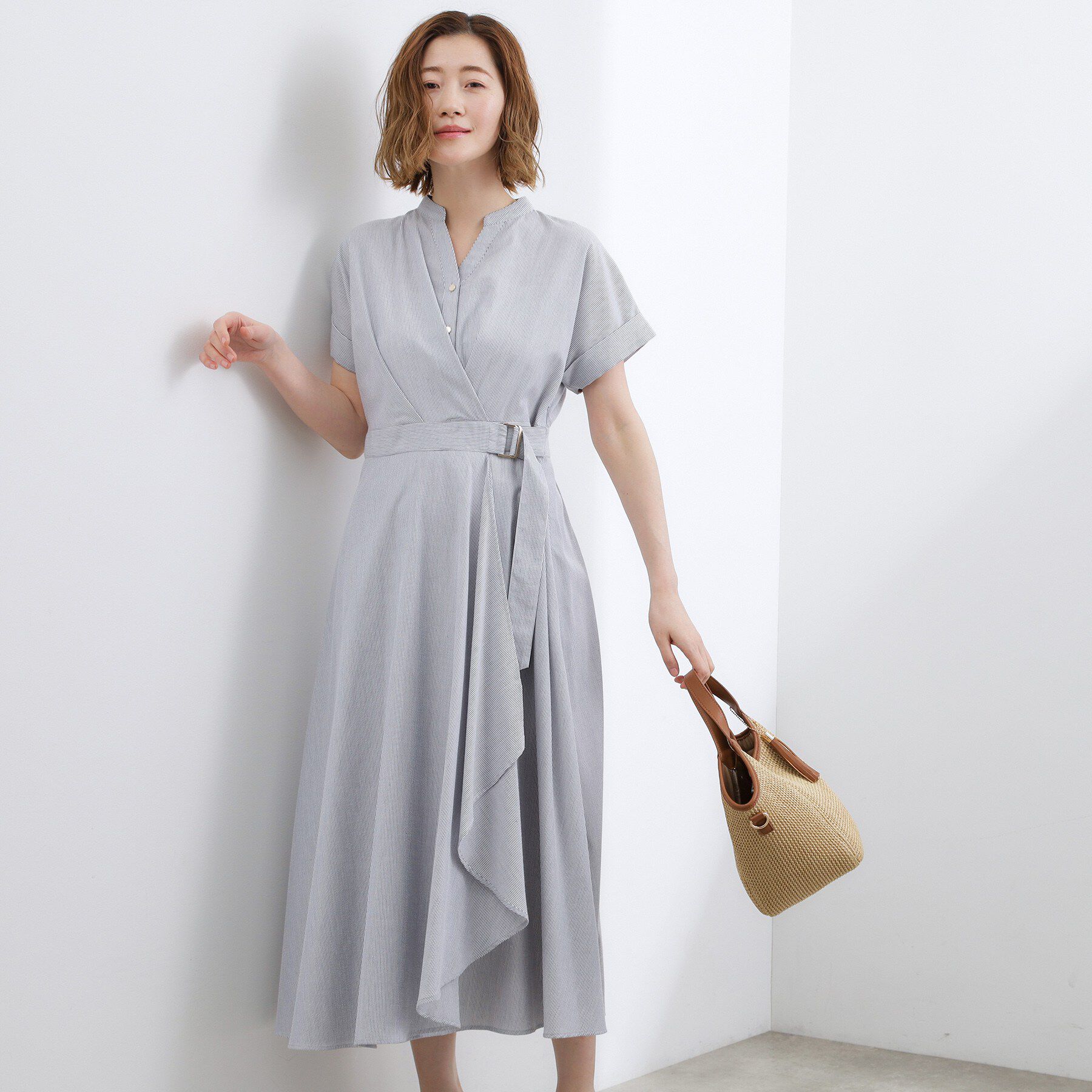 grove「【洗える】さらっと軽やか、カシュクール風サッカーワンピース」|ワンピース|ロンスト(394)