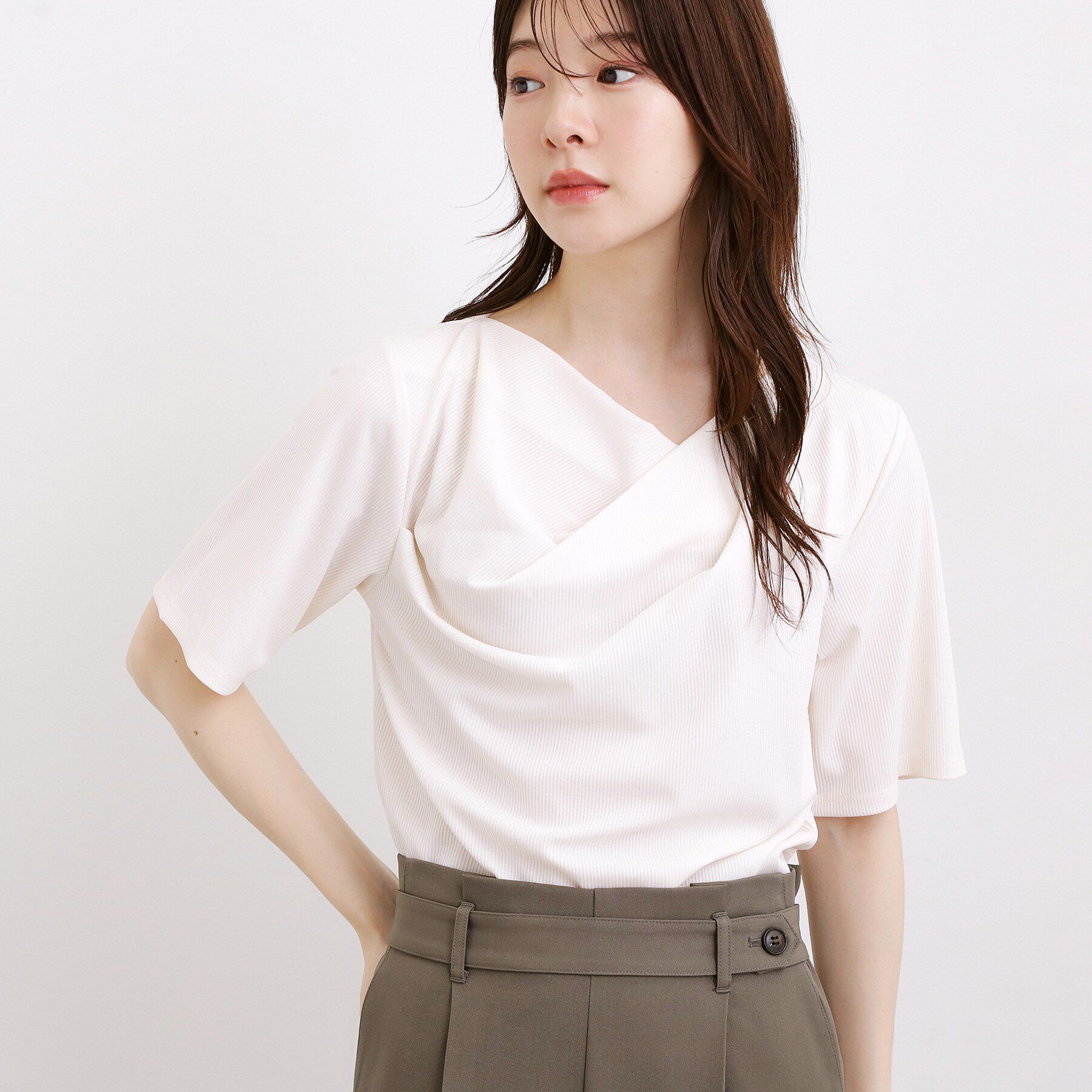 grove「着るだけで旬顔 ドレープネックテレコTシャツ」|Tシャツ・カットソー|