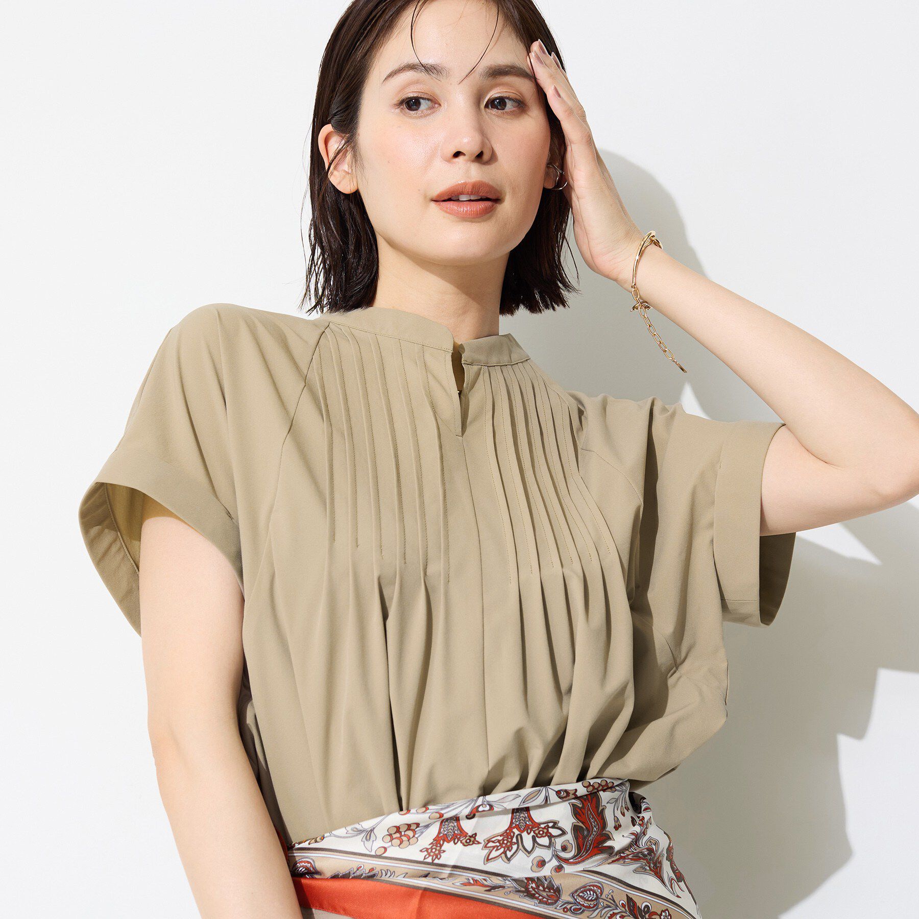 INDIVI「【撥水／UVケア／SETUP可能】軽量タックスキッパーブラウス」|シャツ・ブラウス|