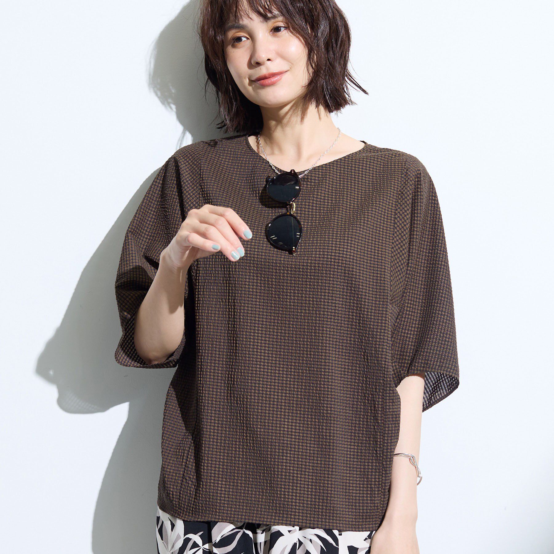 INDIVI「【体型カバー】サッカーチェックドルマントップス」|Tシャツ・カットソー|ブラウン(243)