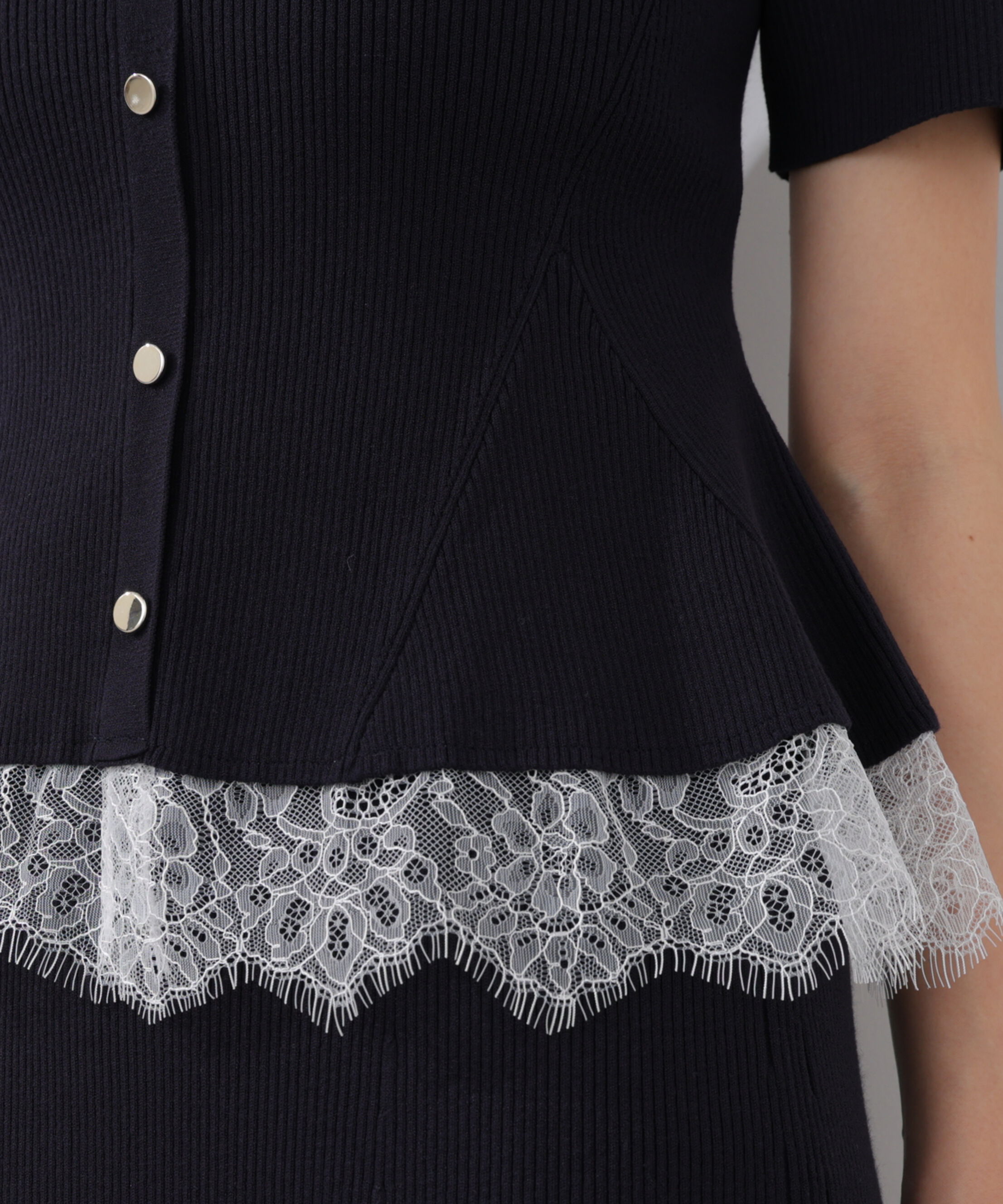 PROPORTION BODY DRESSING「レース付きペプラムニットセット 26SS」|ワンピース|