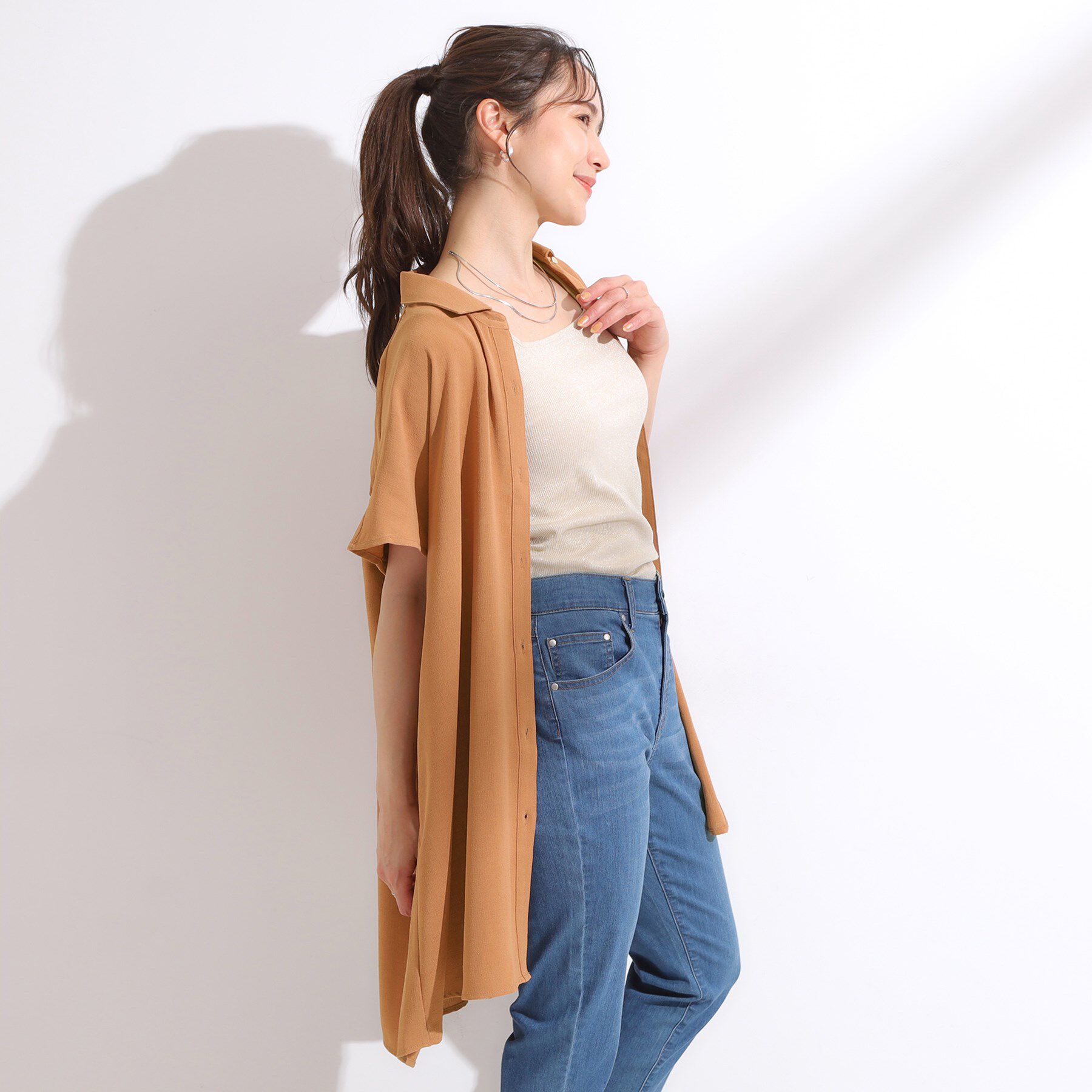 SHOO･LA･RUE「【S-LL/体型カバー】さらりとしたタッチが心地よい バックギャザーブラウス」|チュニック|