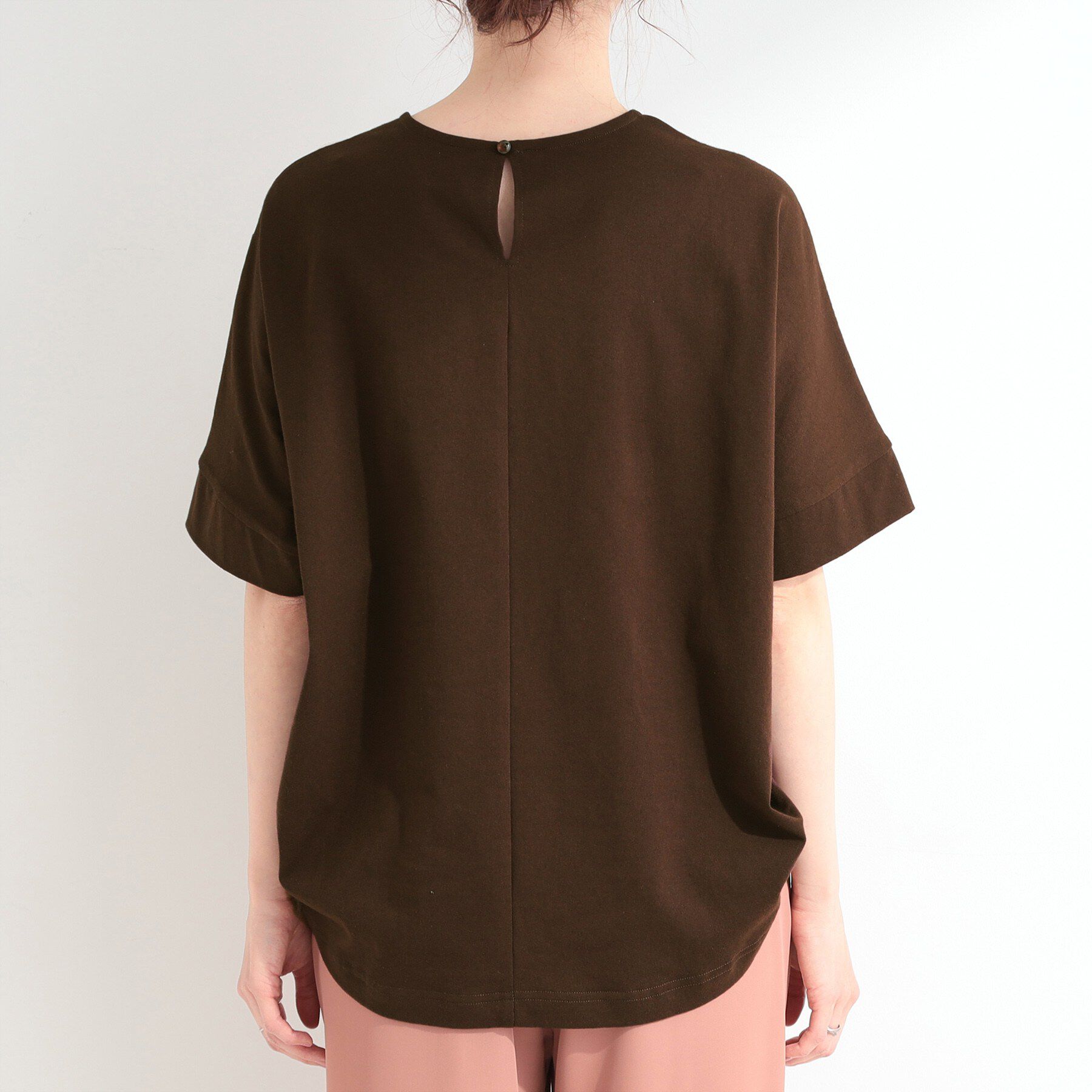 SHOO･LA･RUE「【S-LL/洗濯機可】インしないで着られる ななめ3段切り替えトップス」|Tシャツ・カットソー|