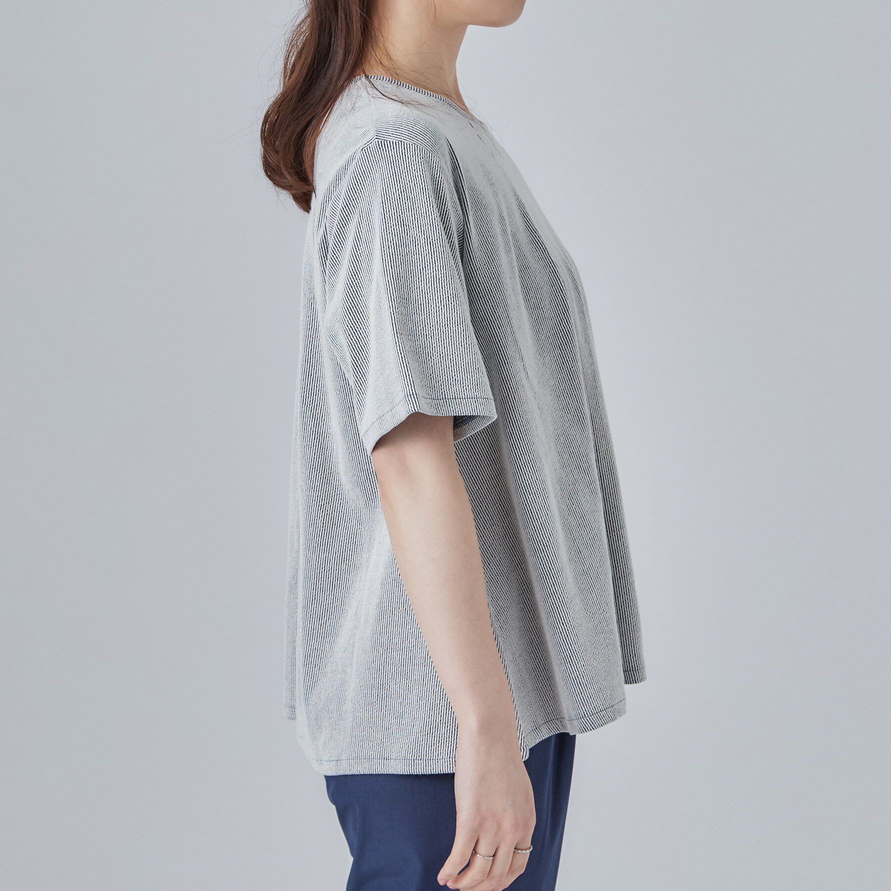 SHOO･LA･RUE「【洗濯機可/S-LL】インせずすっきり見え ストライプ柄タックトップス」|Tシャツ・カットソー|