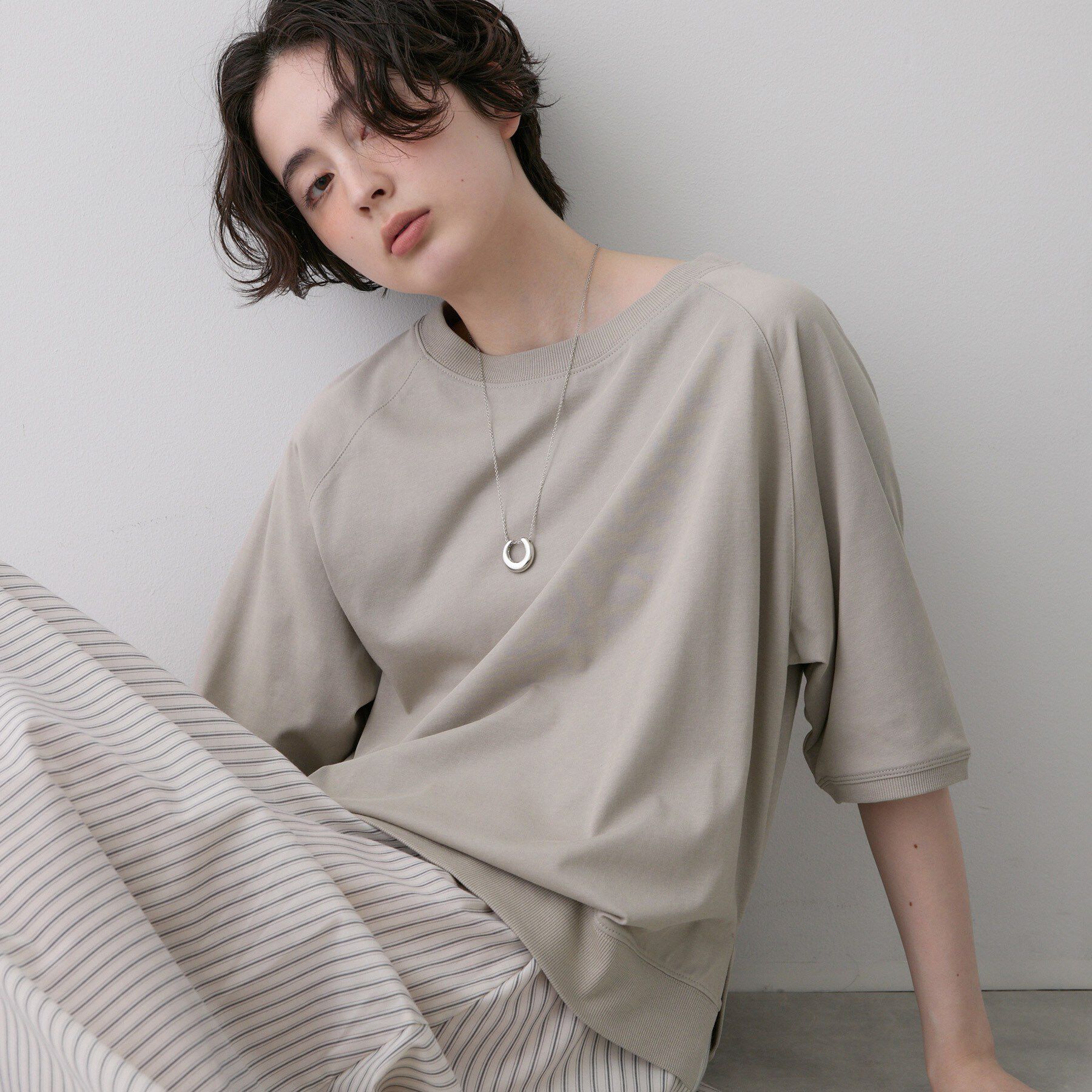 Dessin「【UVカット/接触冷感】フォルムカットソー5分袖」|Tシャツ・カットソー|グレージュ(050)