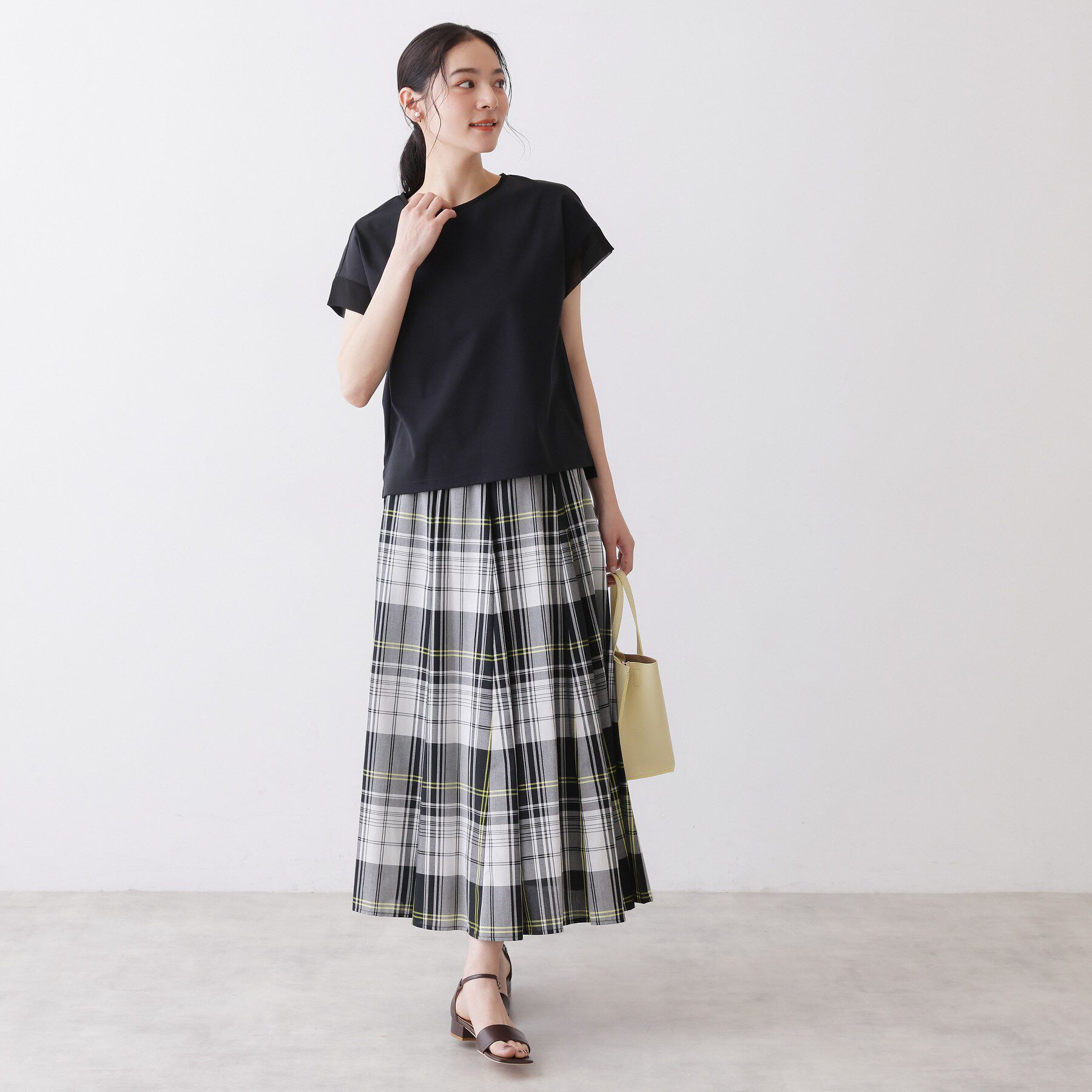 Dessin「【UVカット/接触冷感】美光沢カットソー」|Tシャツ・カットソー|
