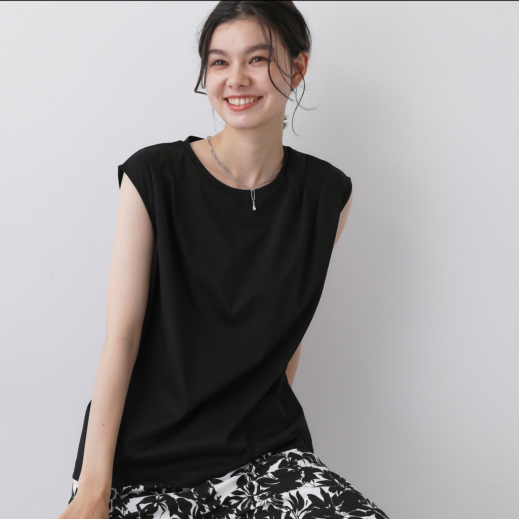 Dessin「【接触冷感/UVカット】美光沢ノースリーブカットソー」|Tシャツ・カットソー|
