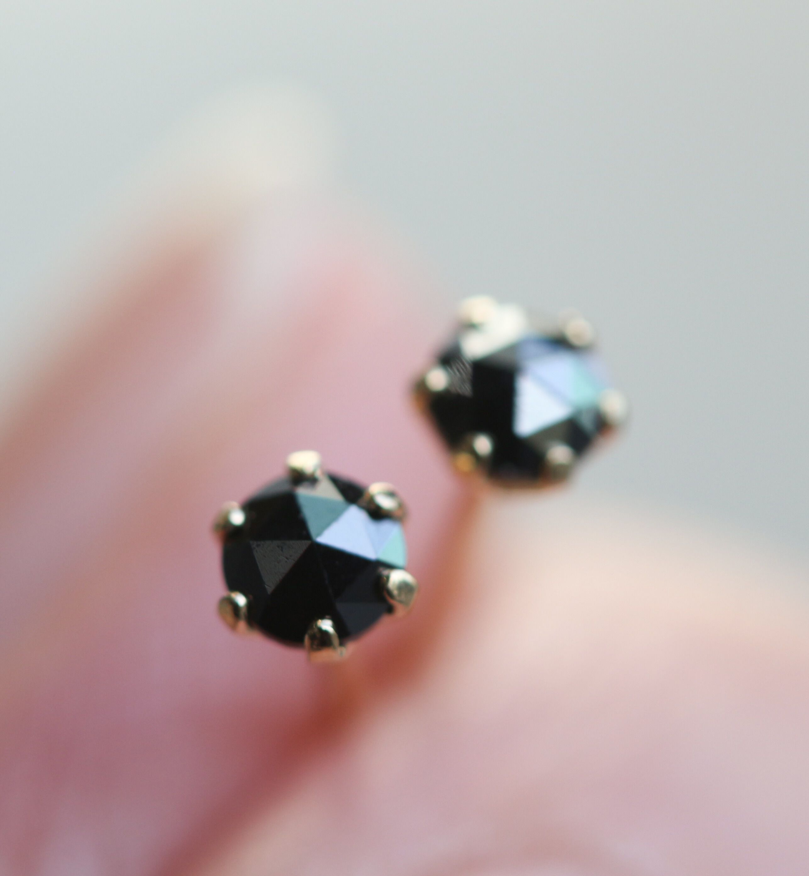  「一石 ブラックダイヤモンド 0.2ct ピアス  | K18」|ピアス|