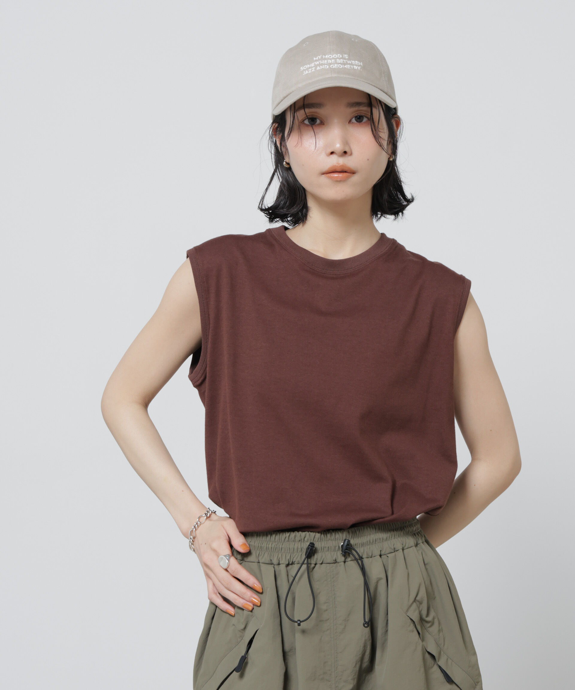 NANO universe「Anti Soaked(R) 汗染み防止カラフルノースリTシャツ」|Tシャツ・カットソー|ブラウン