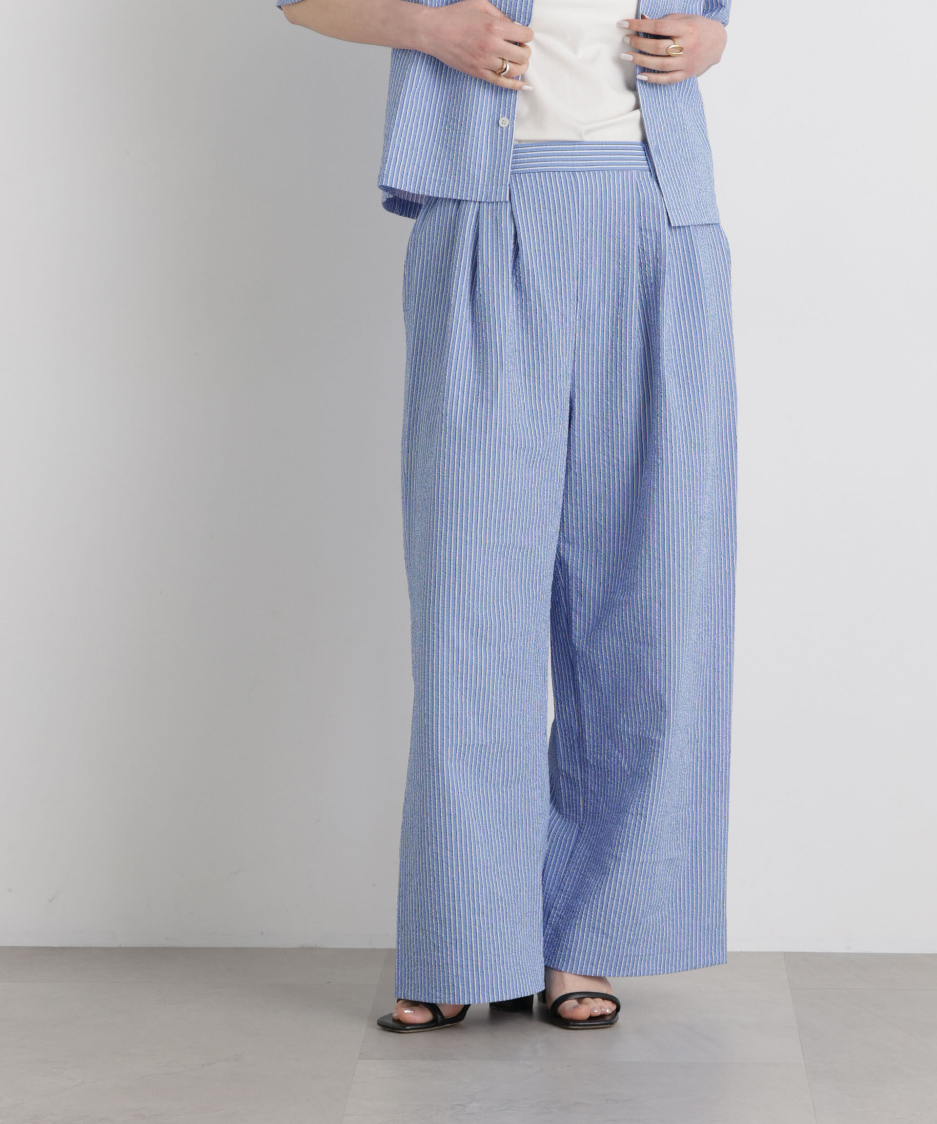 NANO universe「THOUSAND MILE/SEERSUCKER STRIPE WIDE PANTS(セットアップ可)」|チノ|