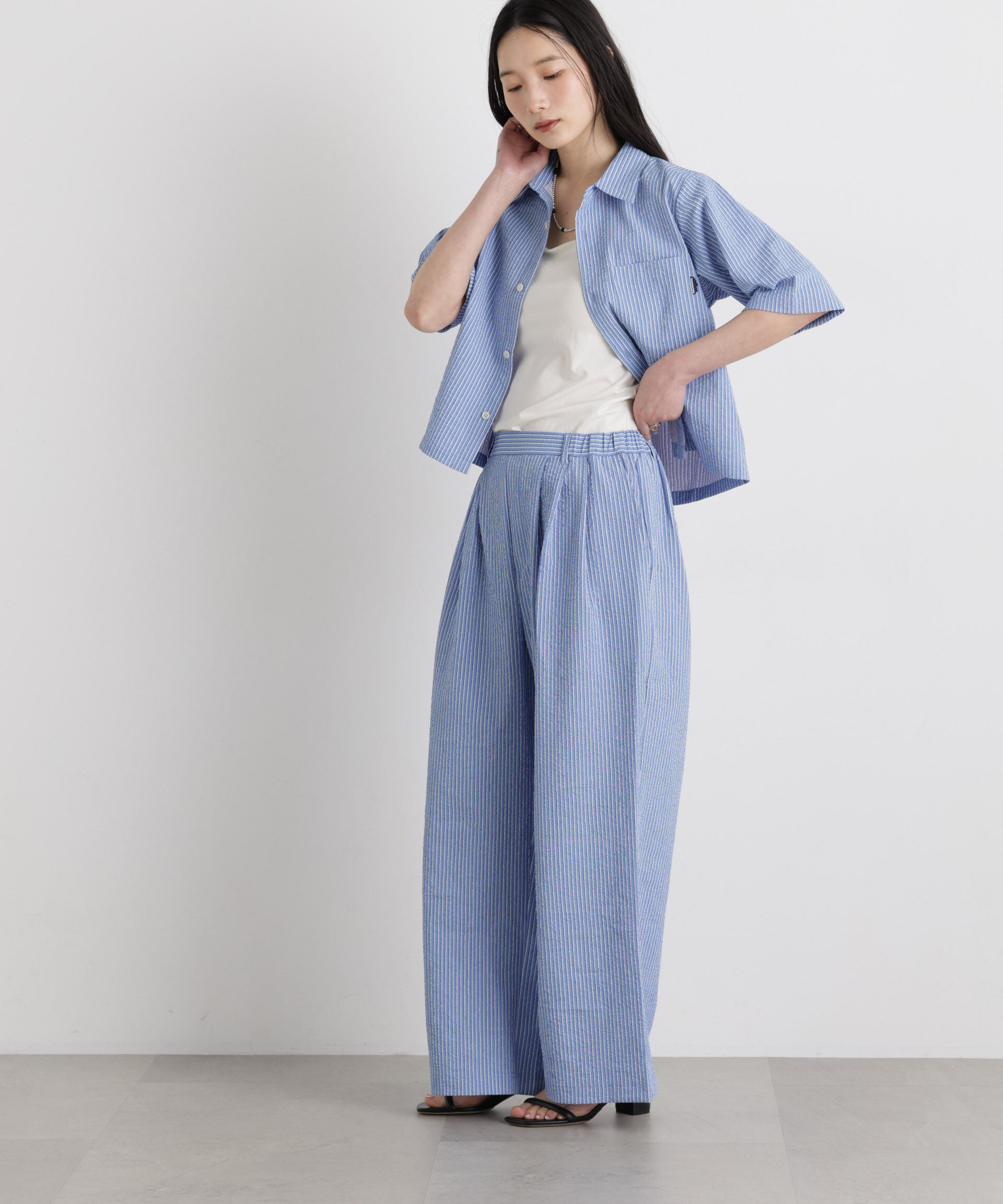 NANO universe「THOUSAND MILE/SEERSUCKER STRIPE WIDE PANTS(セットアップ可)」|チノ|
