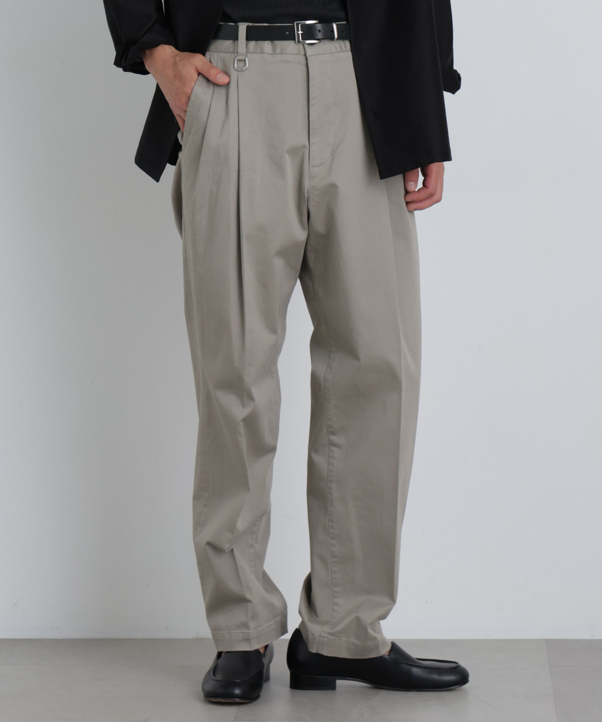 NANO universe「NewOnTrousers ウォッシュサテンWide テーパー」|チノ|