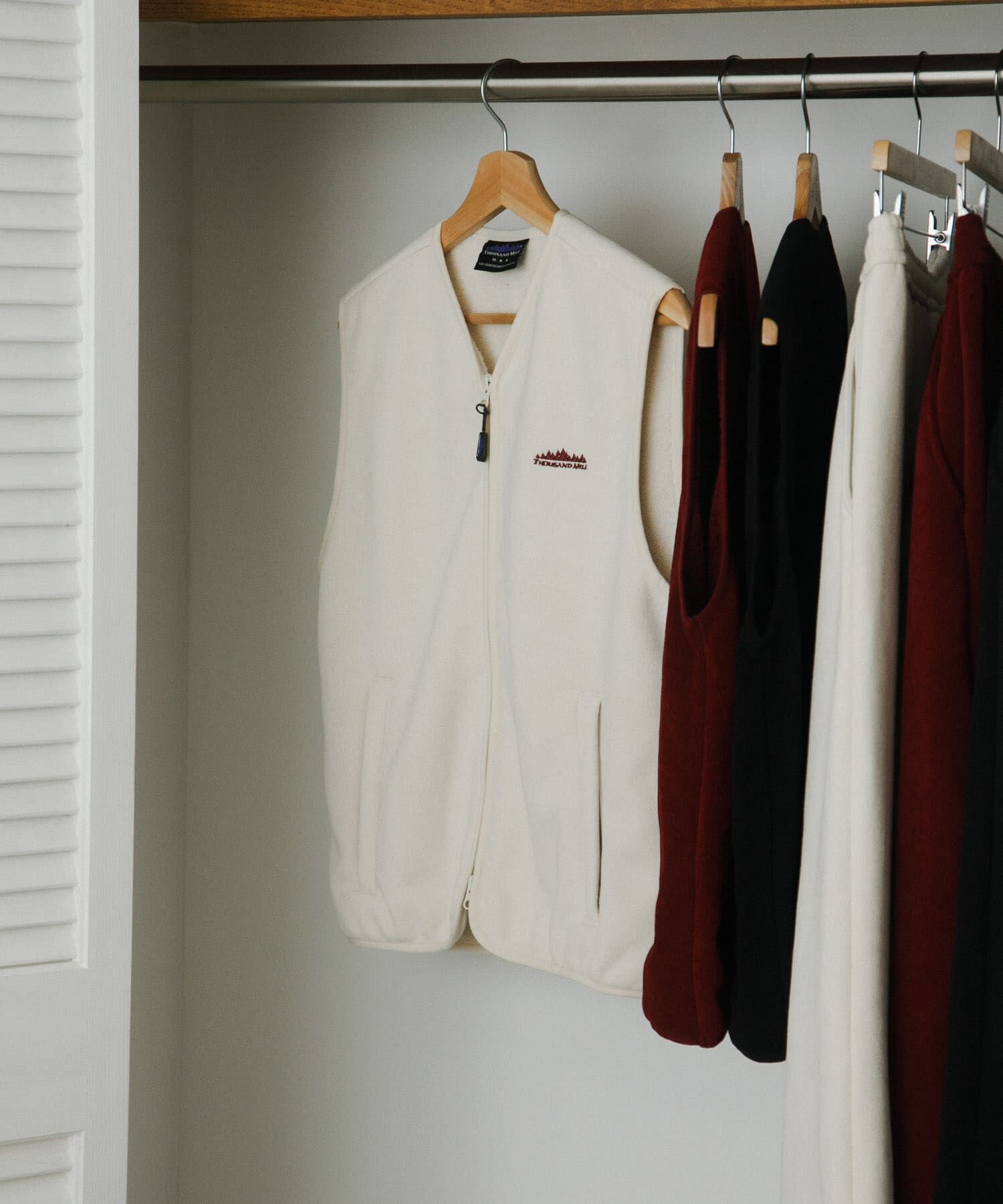 URBAN RESEARCH「『別注』THOUSAND MILE&times;URBAN RESEARCH　KNIT FREECE ZIP VEST」|ベスト・ジレ|
