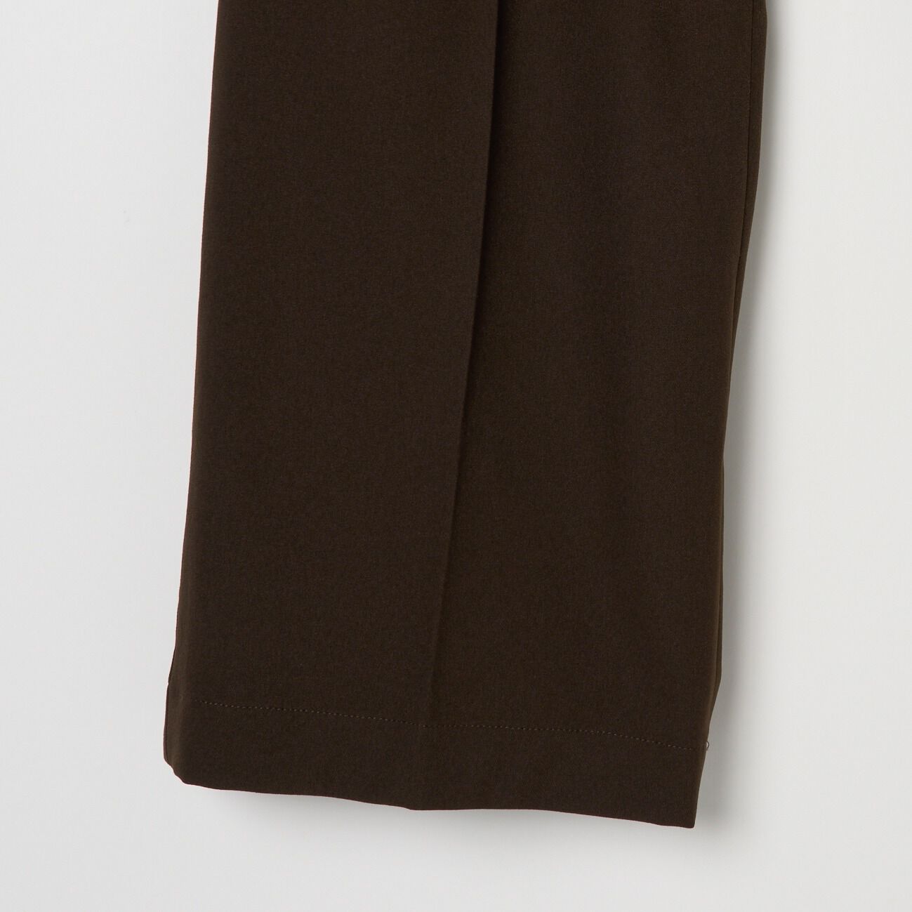 HELIOPOLE「HELIOPOLE TUCK STRAIGHT PANTS」|チノ|