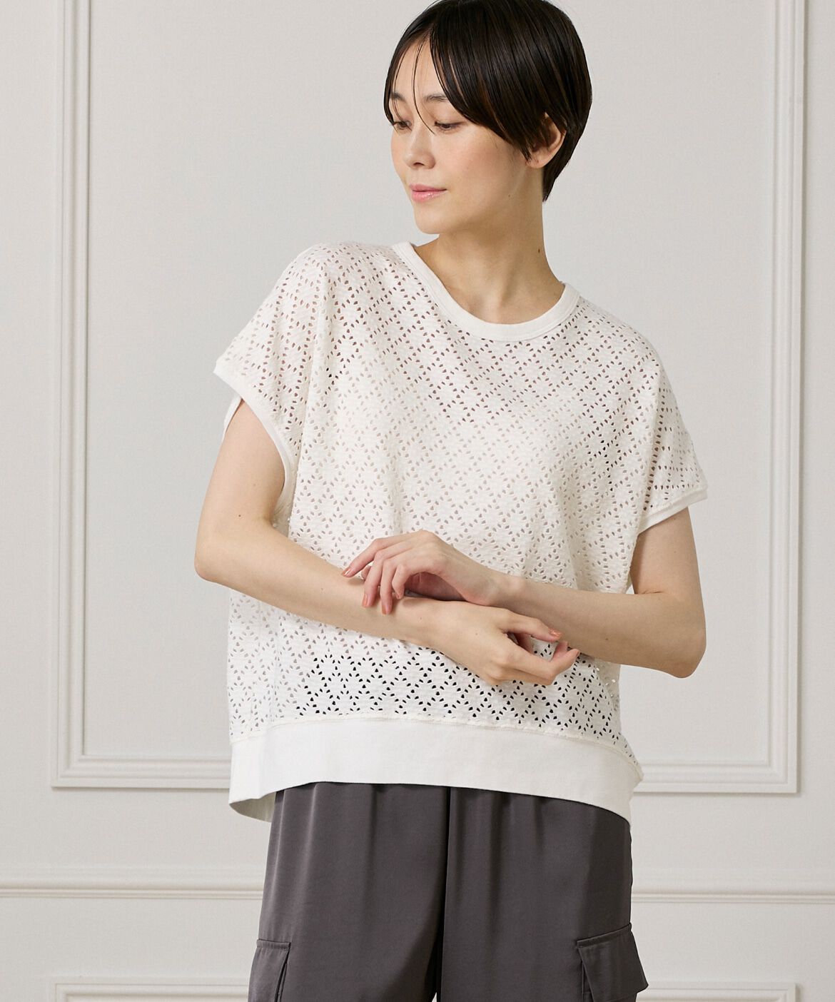 7-IDconcept.「《大きいサイズ》アイレット天竺カットプルオーバー」|Tシャツ・カットソー|オフホワイト1