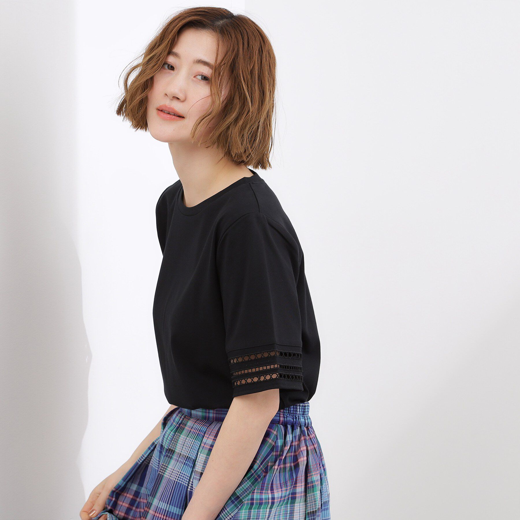 grove「【二の腕カバー/UV・ひんやり】袖口透かし刺繍Tシャツ」|Tシャツ・カットソー|