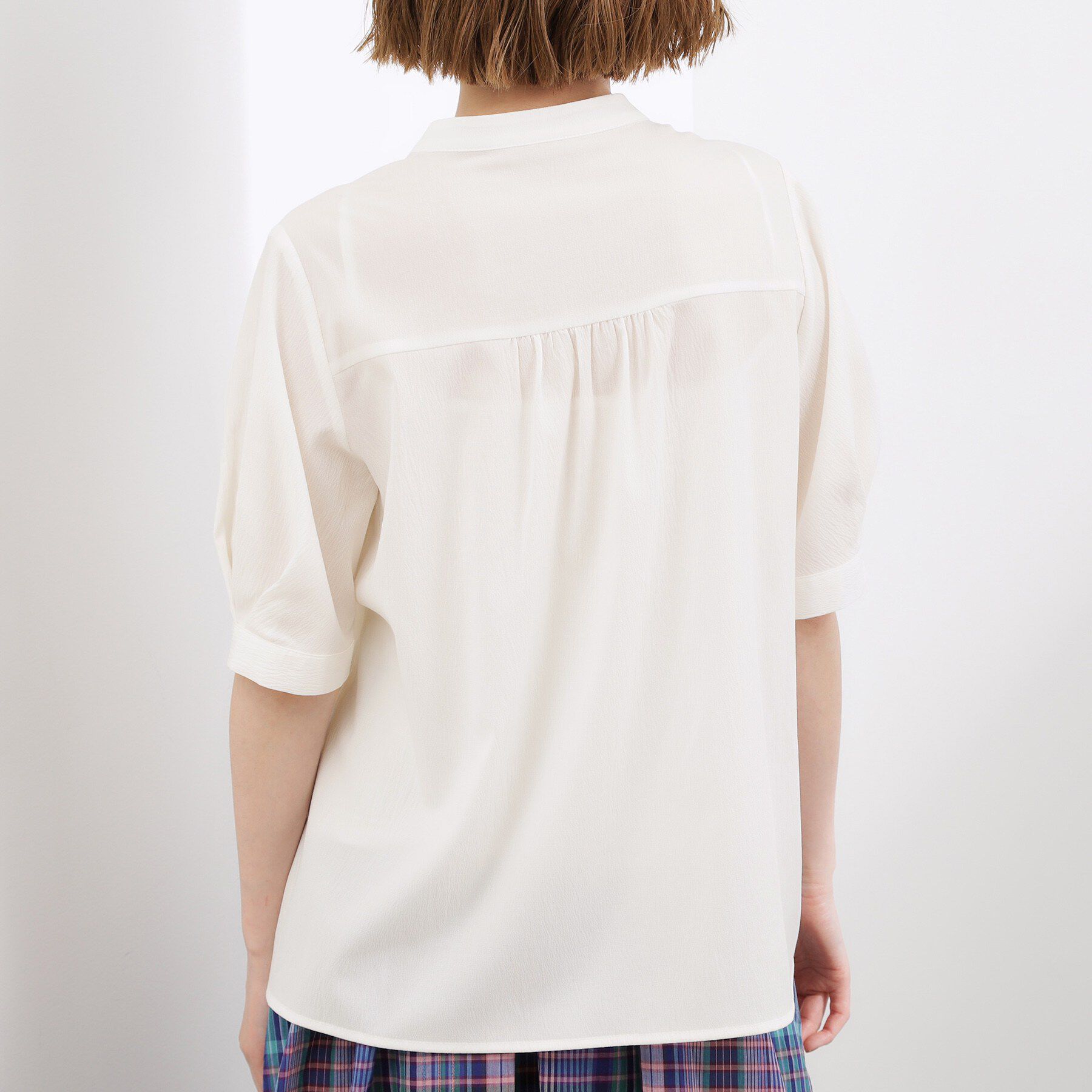 grove「【貴島明日香さん着用/体型カバー】ON・OFF使えるスモッキングタックブラウス」|シャツ・ブラウス|