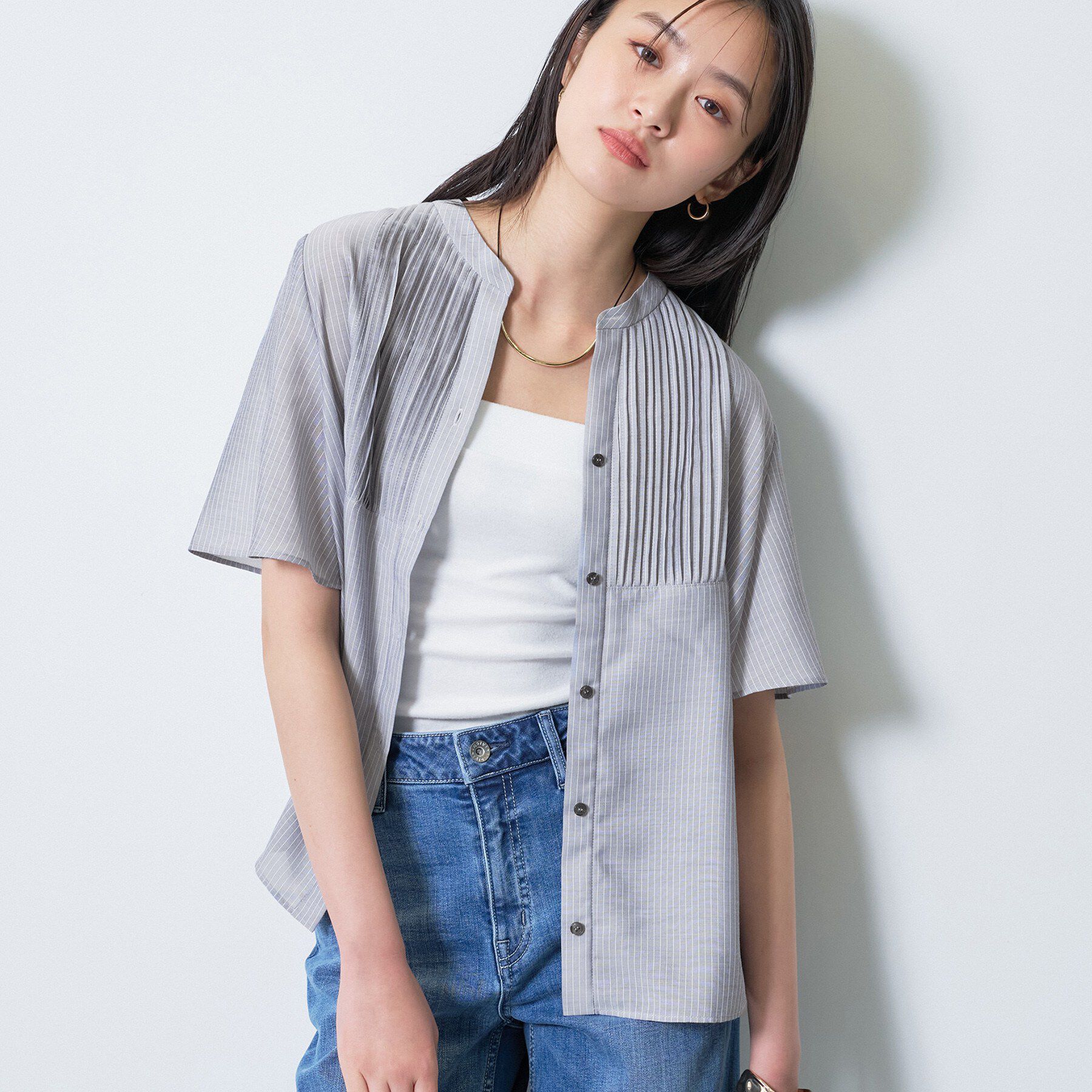 INDIVI「【接触冷感/洗える】シアーシャンブレーピンタックブラウス」|シャツ・ブラウス|