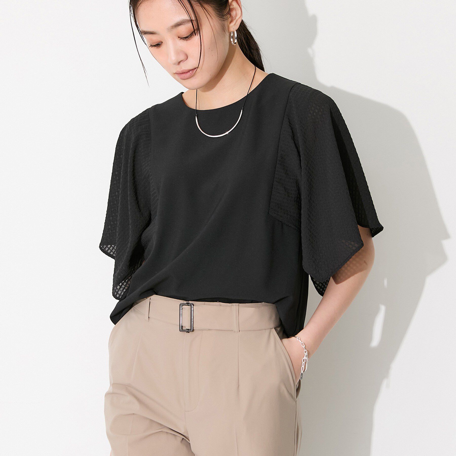 INDIVI「【洗える／シアーチェック柄】異素材コンビスリーブトップス」|Tシャツ・カットソー|